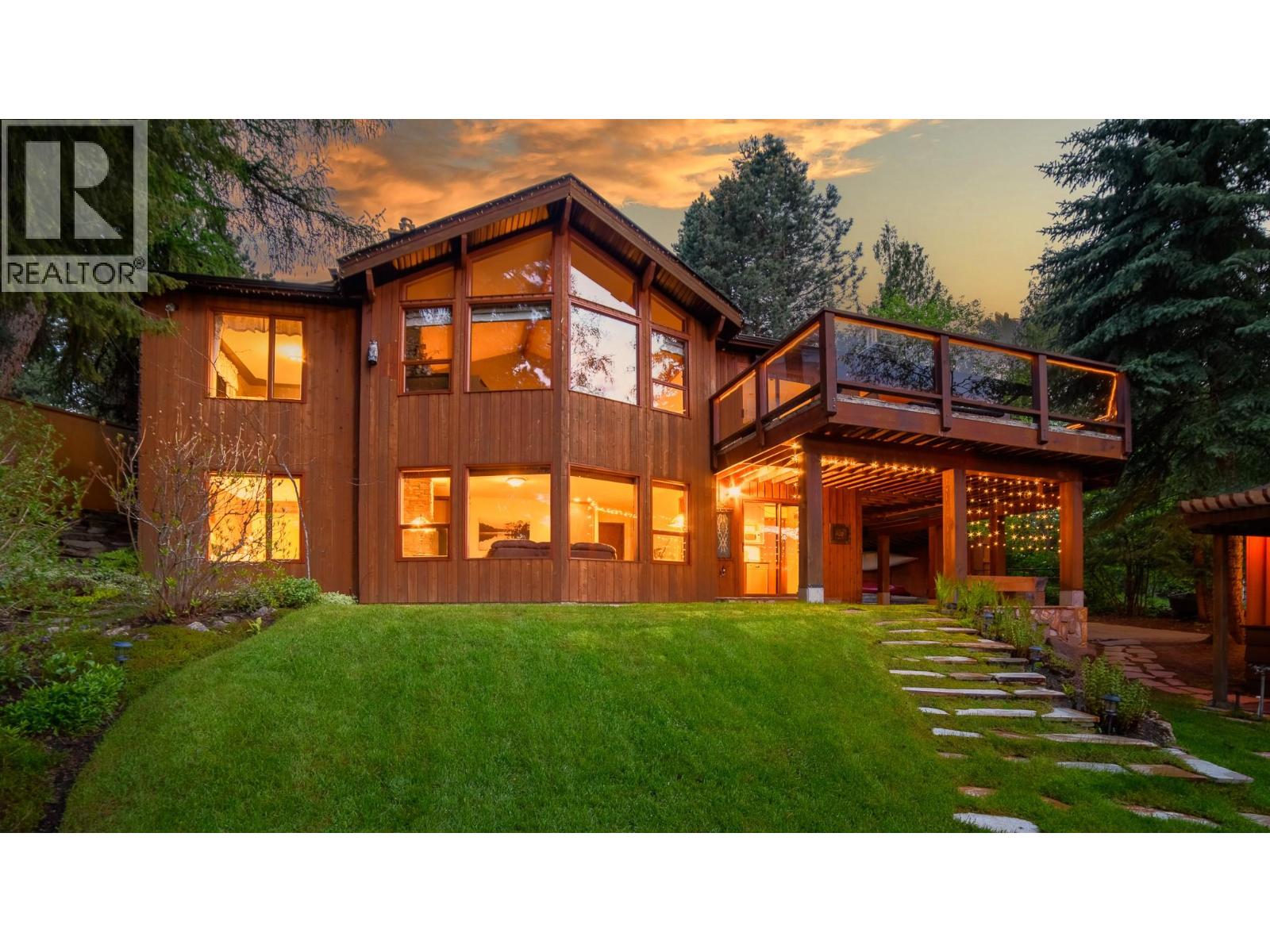 102 SANDNER Road, Christina Lake