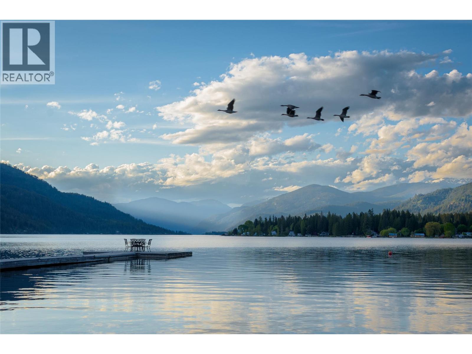 102 SANDNER Road, Christina Lake