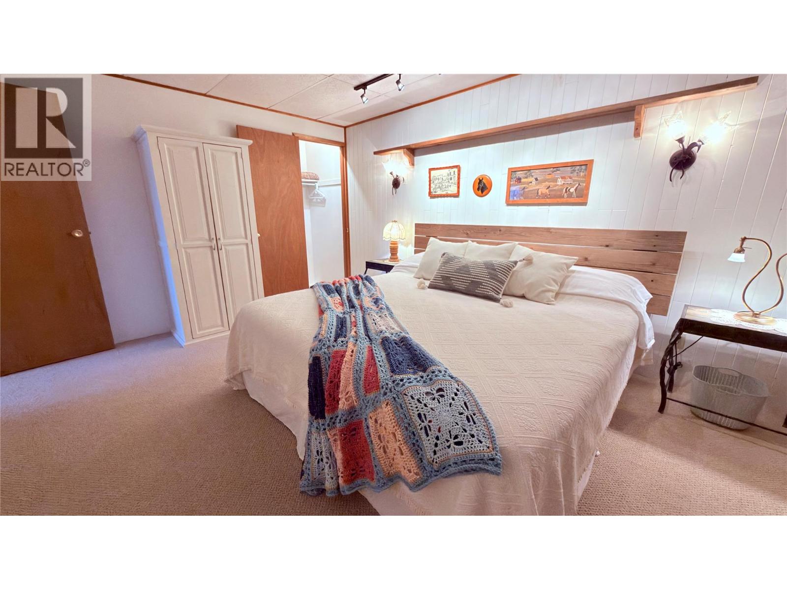 102 SANDNER Road, Christina Lake