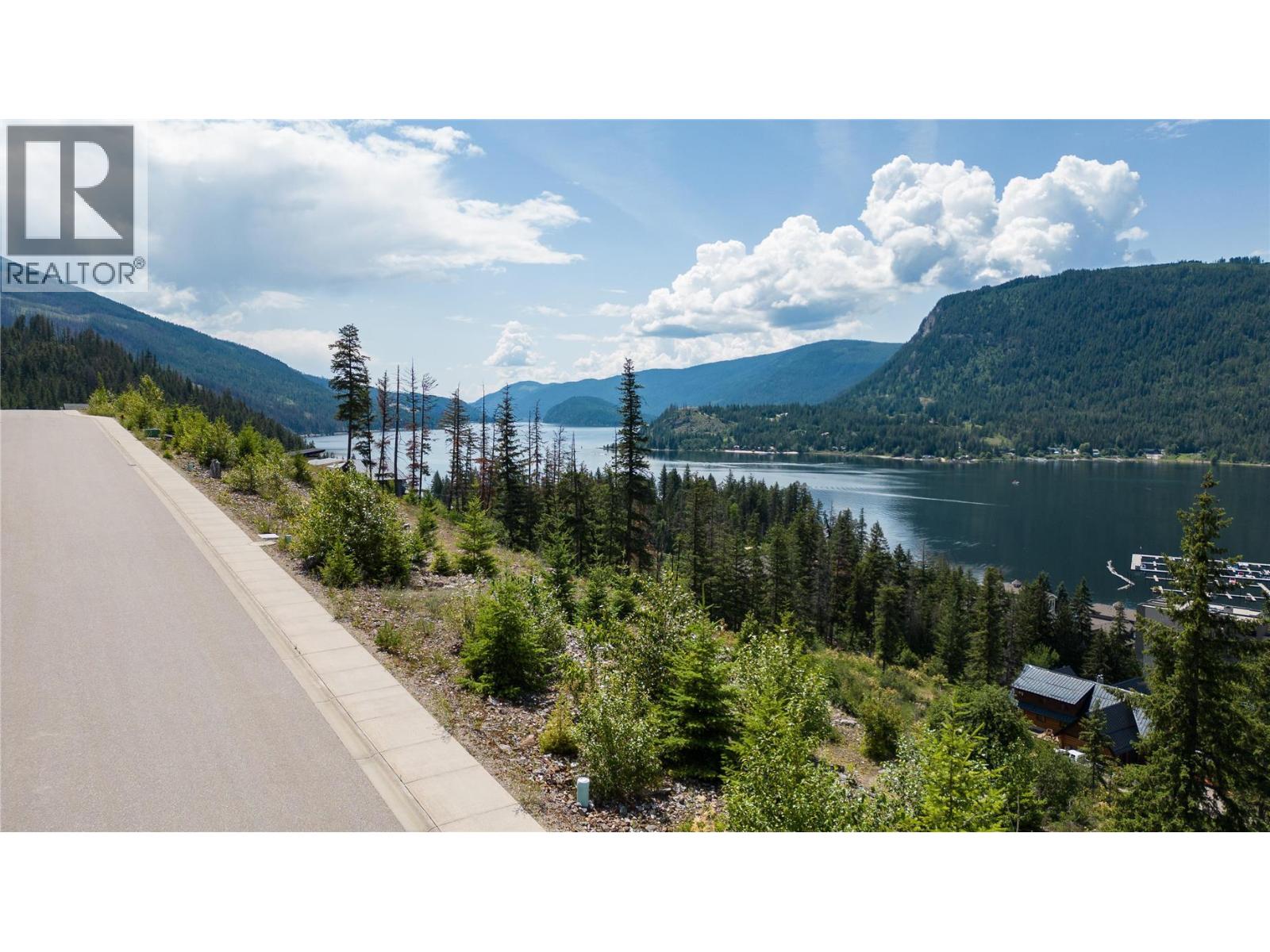  262 Bayview Drive, Sicamous