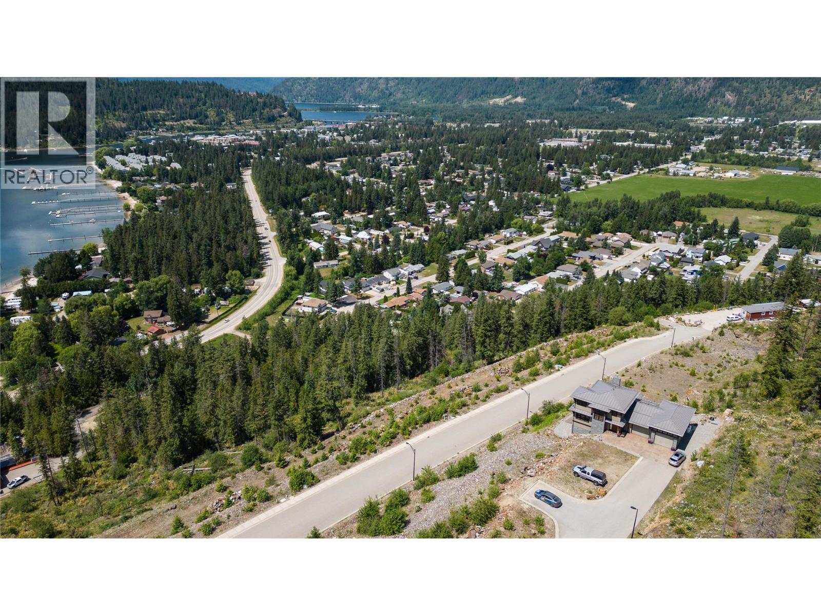  262 Bayview Drive, Sicamous