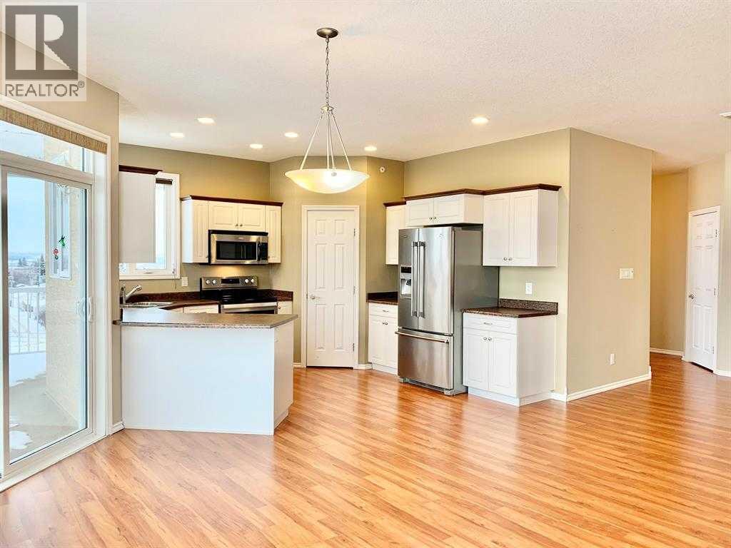 10212 101 Street, Lac La Biche