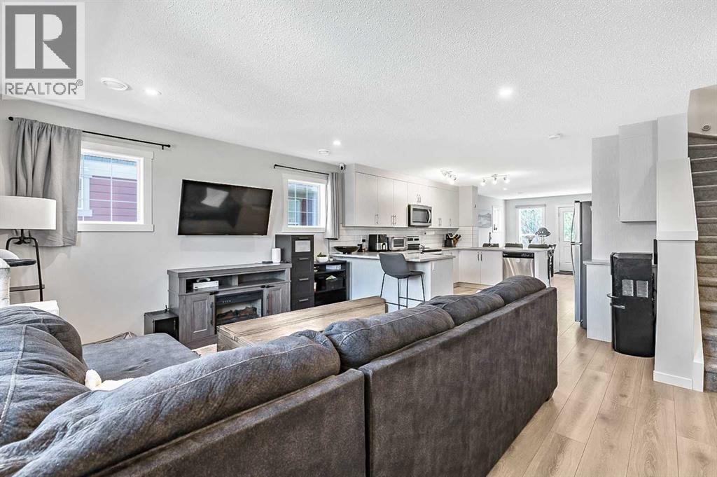 130 Cranbrook Square SE, Calgary, Alberta