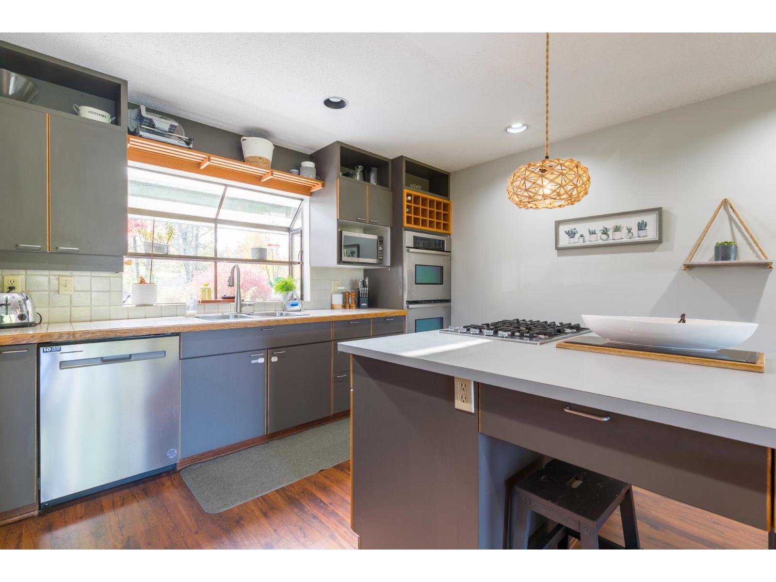 25339 76 AVENUE, Langley