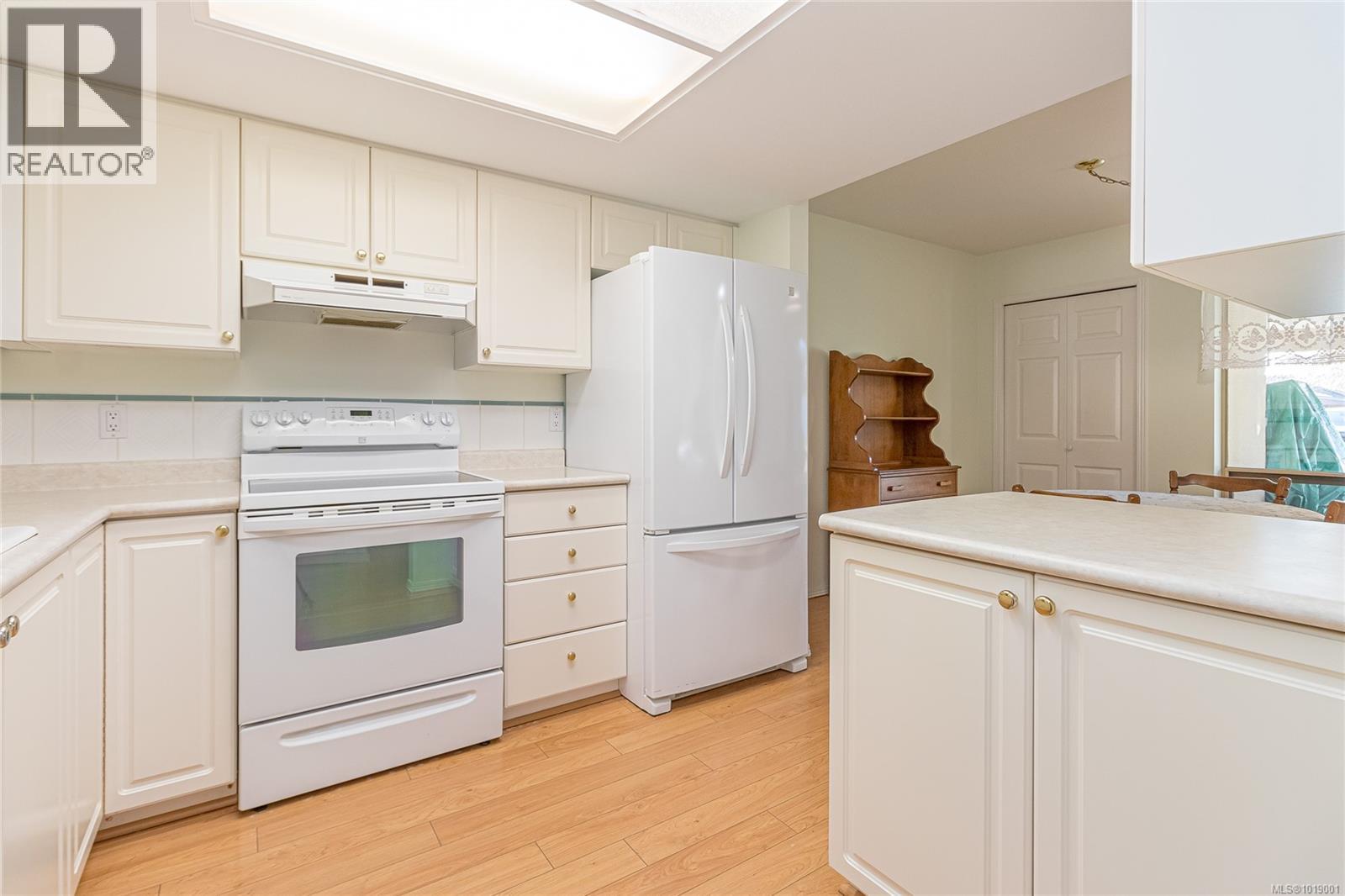 8 310 Pym St N, Parksville