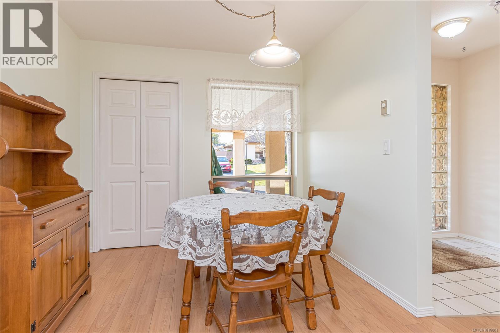 8 310 Pym St N, Parksville