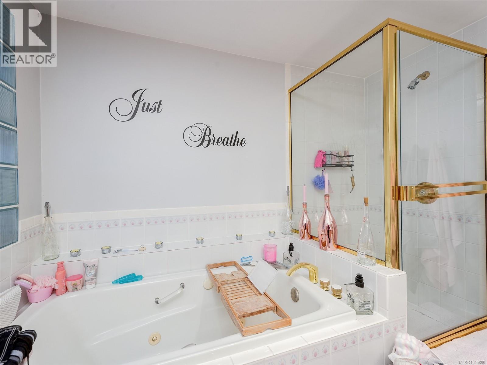 209 55 Songhees Road, Victoria