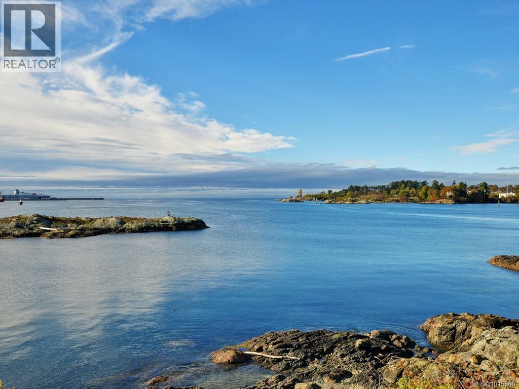 209 55 Songhees Road, Victoria