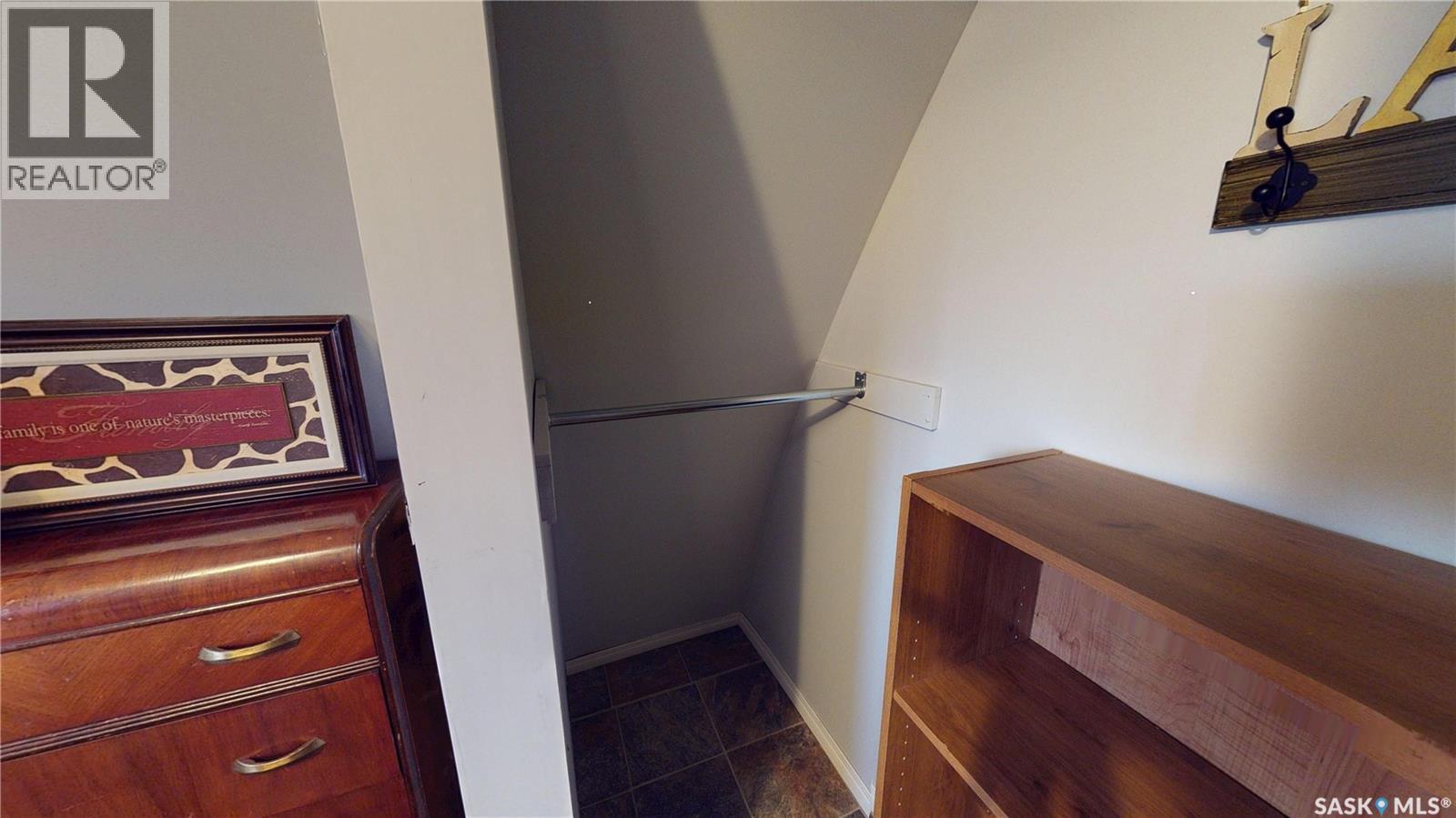910 17th AVENUE — photo 35