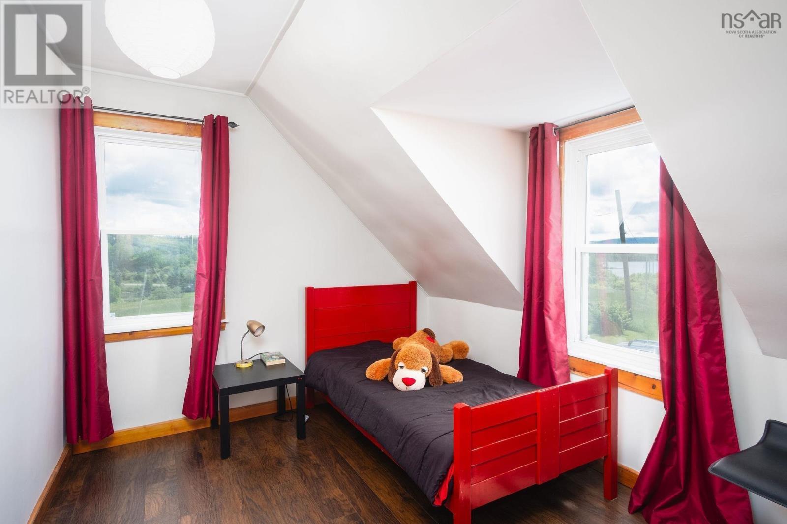 Property 22 of 50 of 10353 Marble Mountain Road