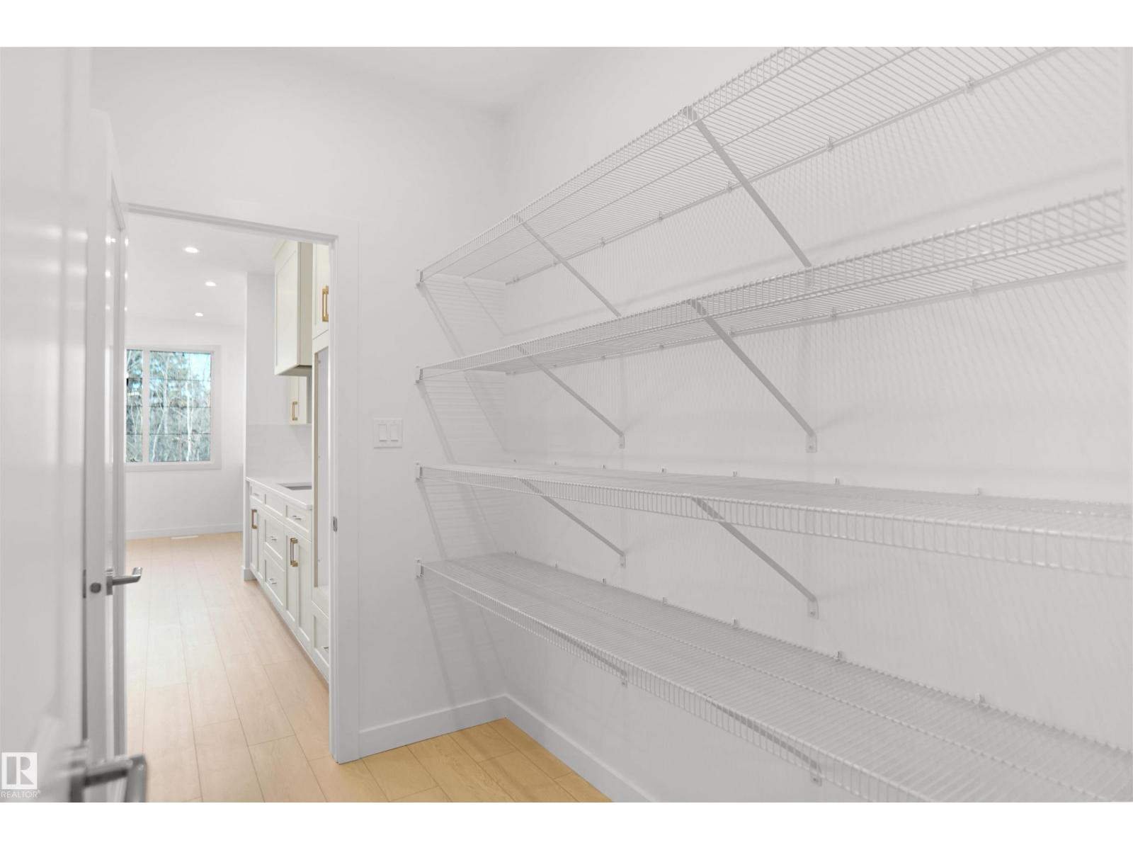 20608 27 AV NW, Edmonton