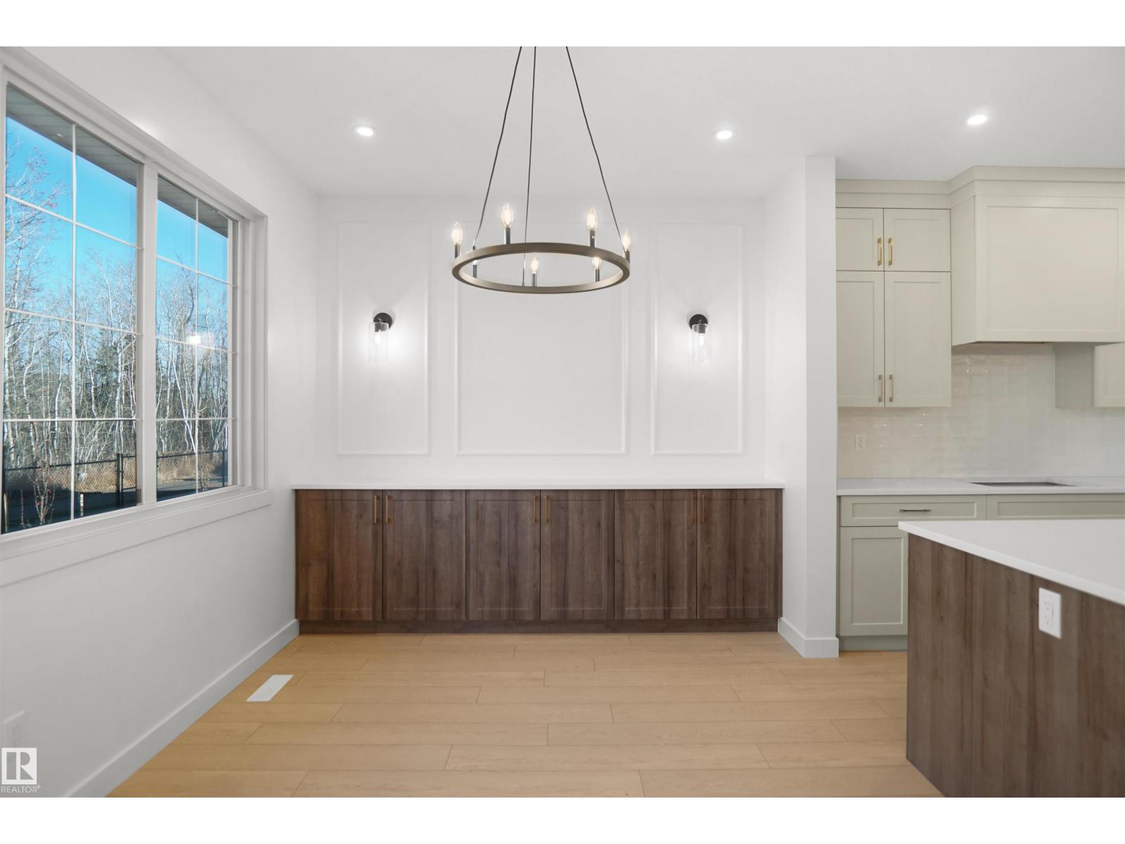 20608 27 AV NW, Edmonton