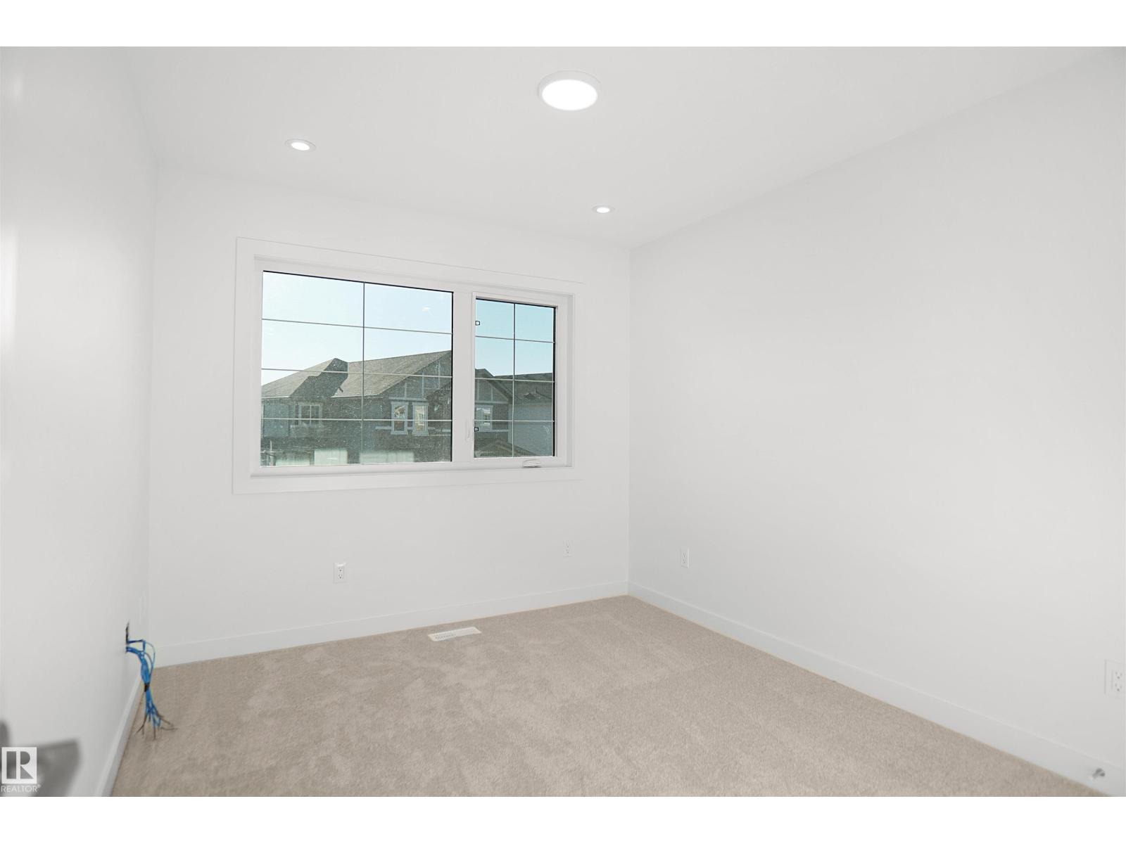 20608 27 AV NW, Edmonton