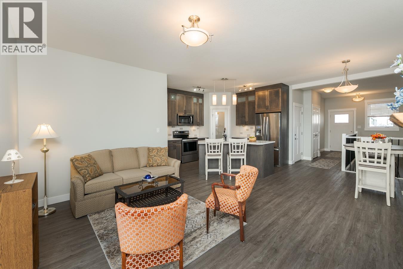 904 2425 ROWE STREET, Prince George