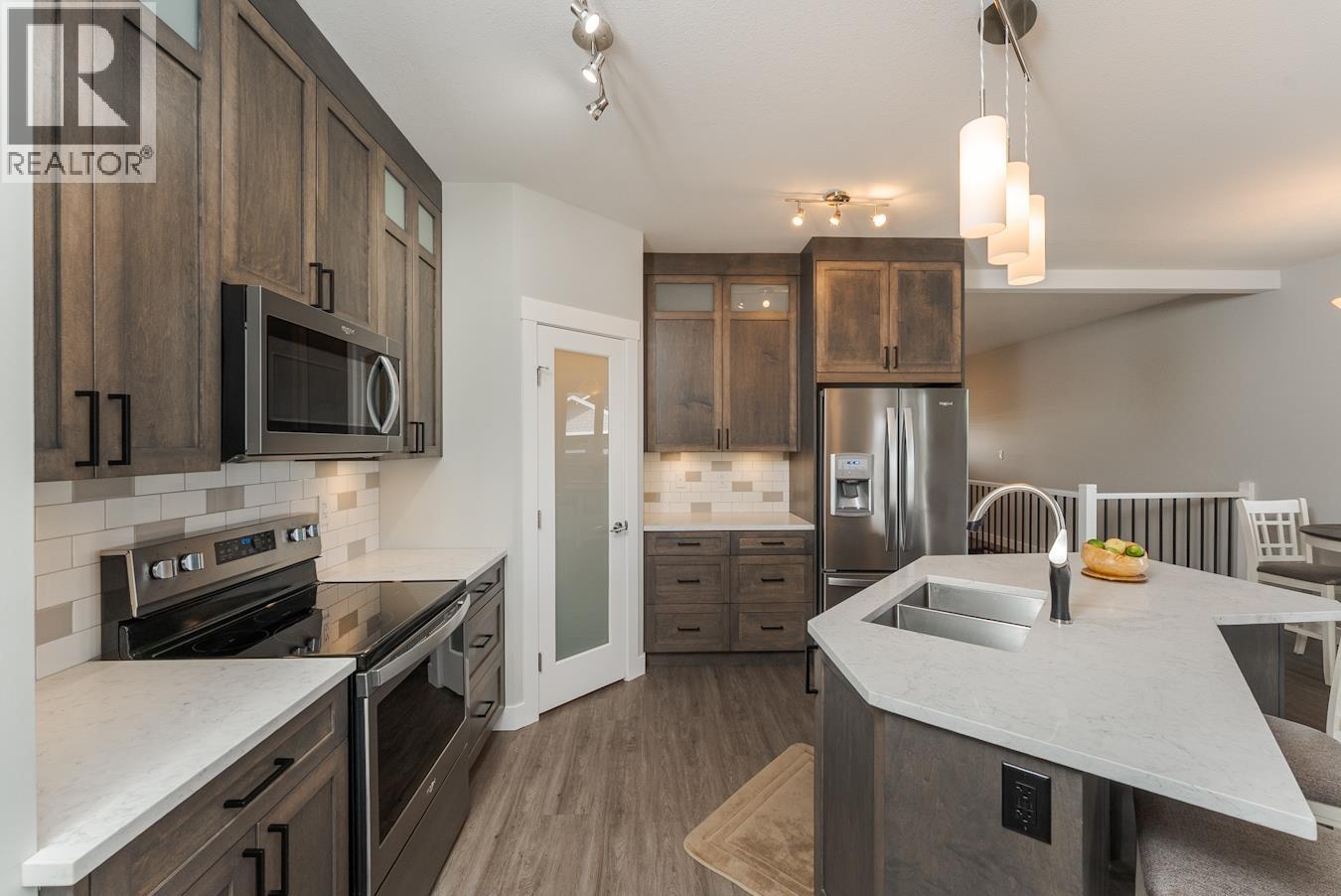 904 2425 ROWE STREET, Prince George