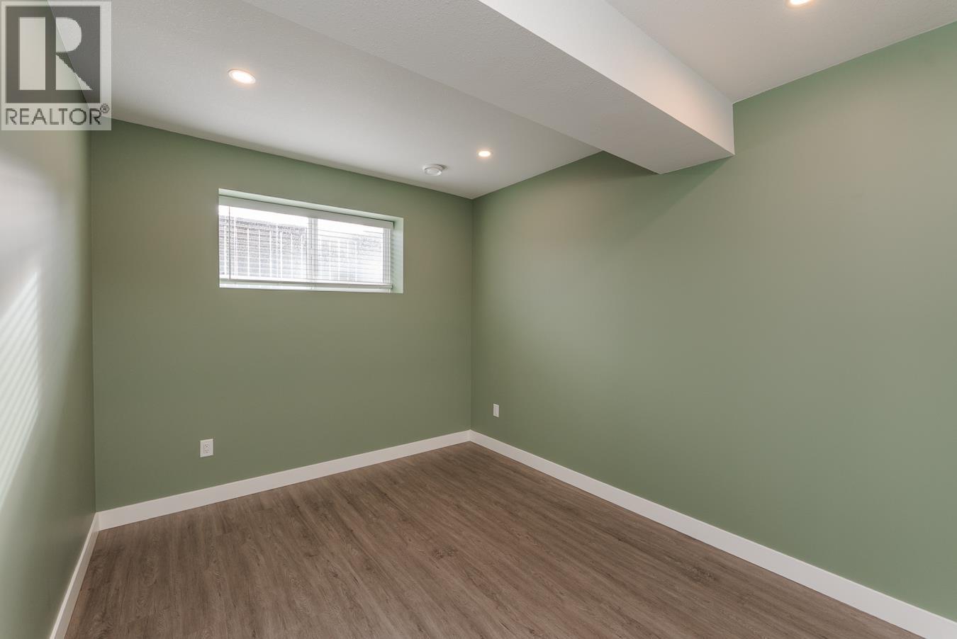 904 2425 ROWE STREET, Prince George