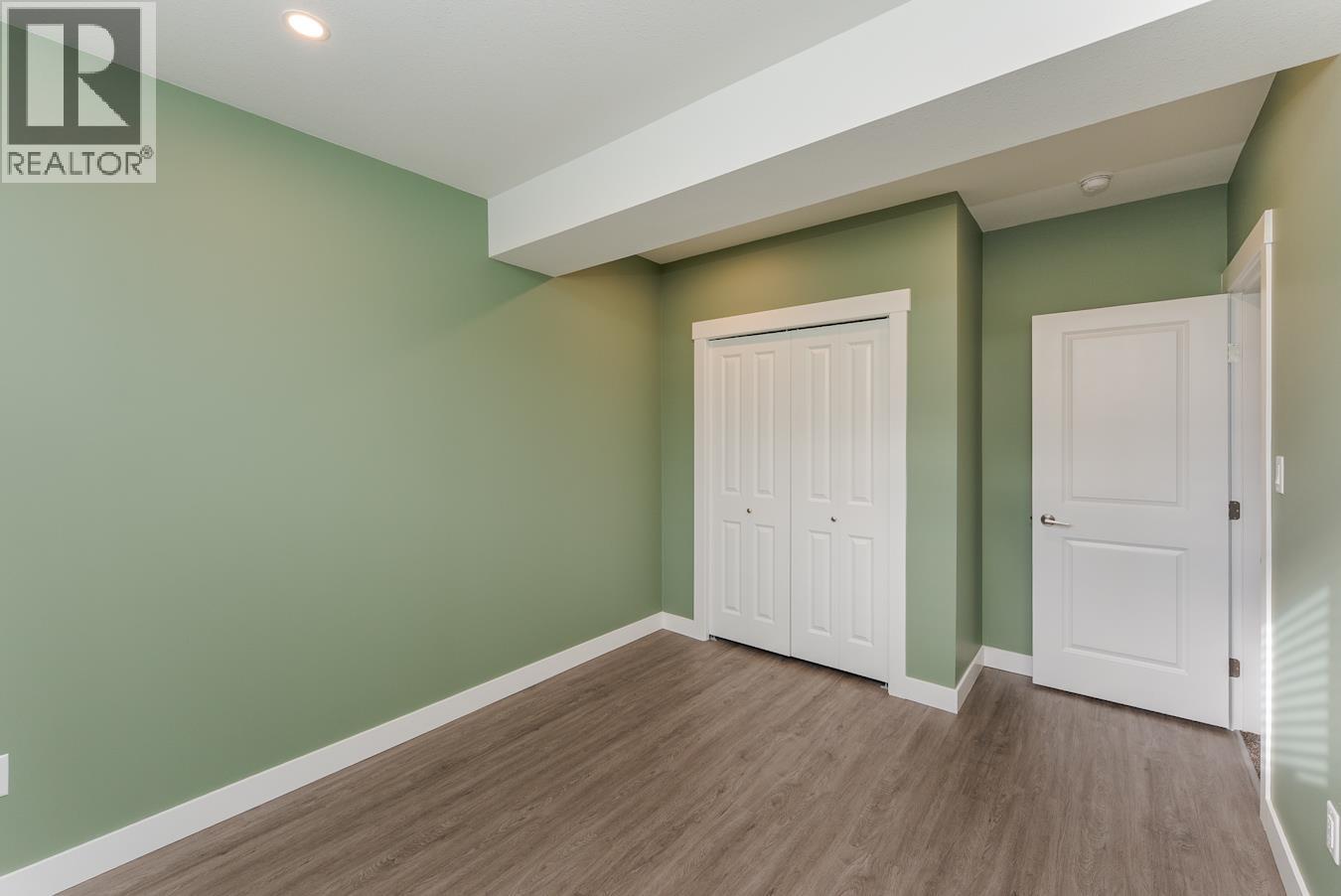 904 2425 ROWE STREET, Prince George