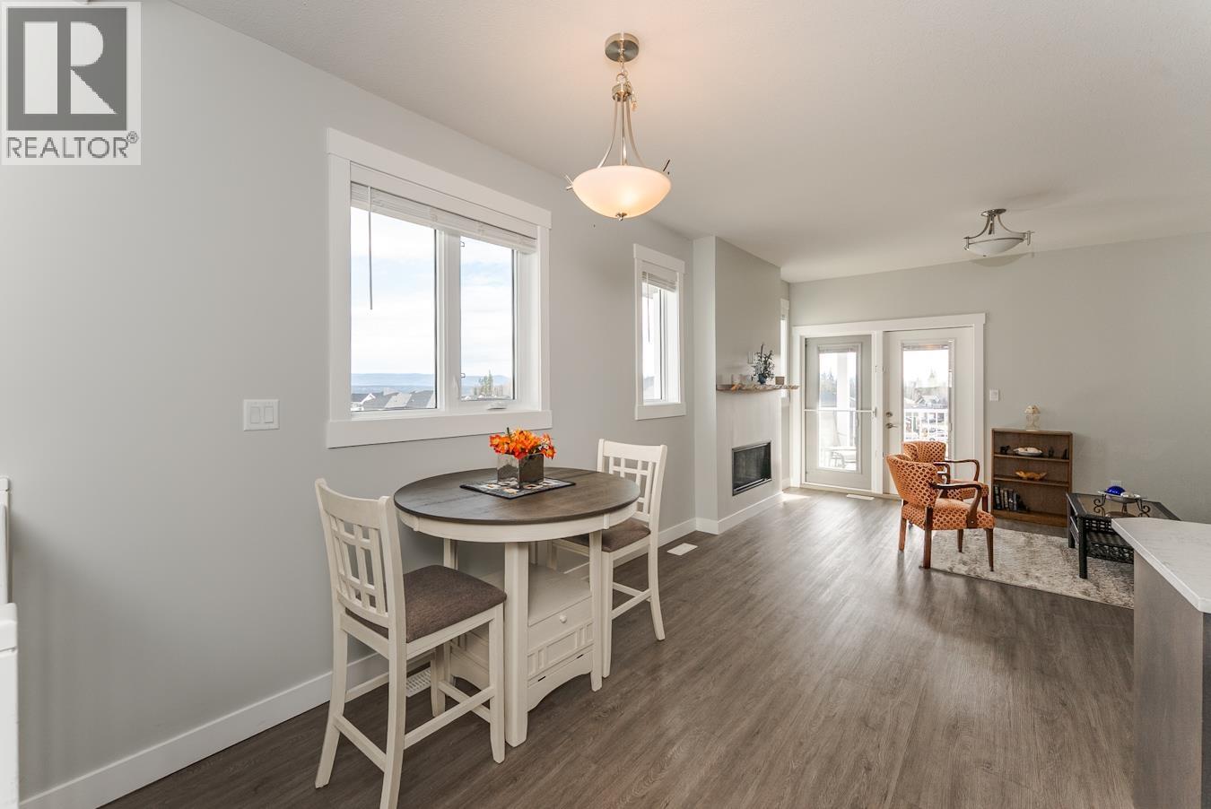 904 2425 ROWE STREET, Prince George