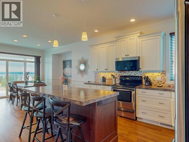 4363 ONTARIO AVE, Powell River