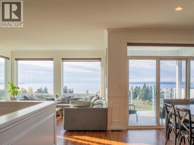 4363 ONTARIO AVE, Powell River