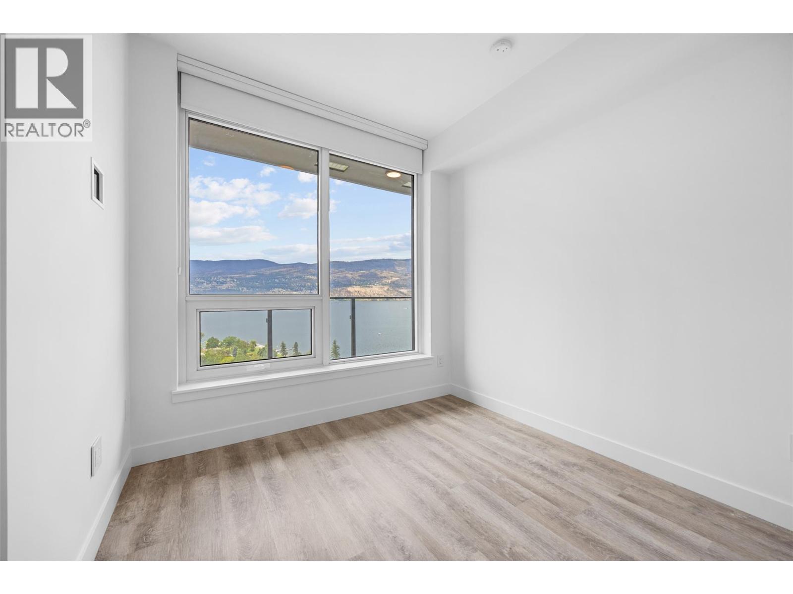 1808 238 Leon Avenue, Kelowna