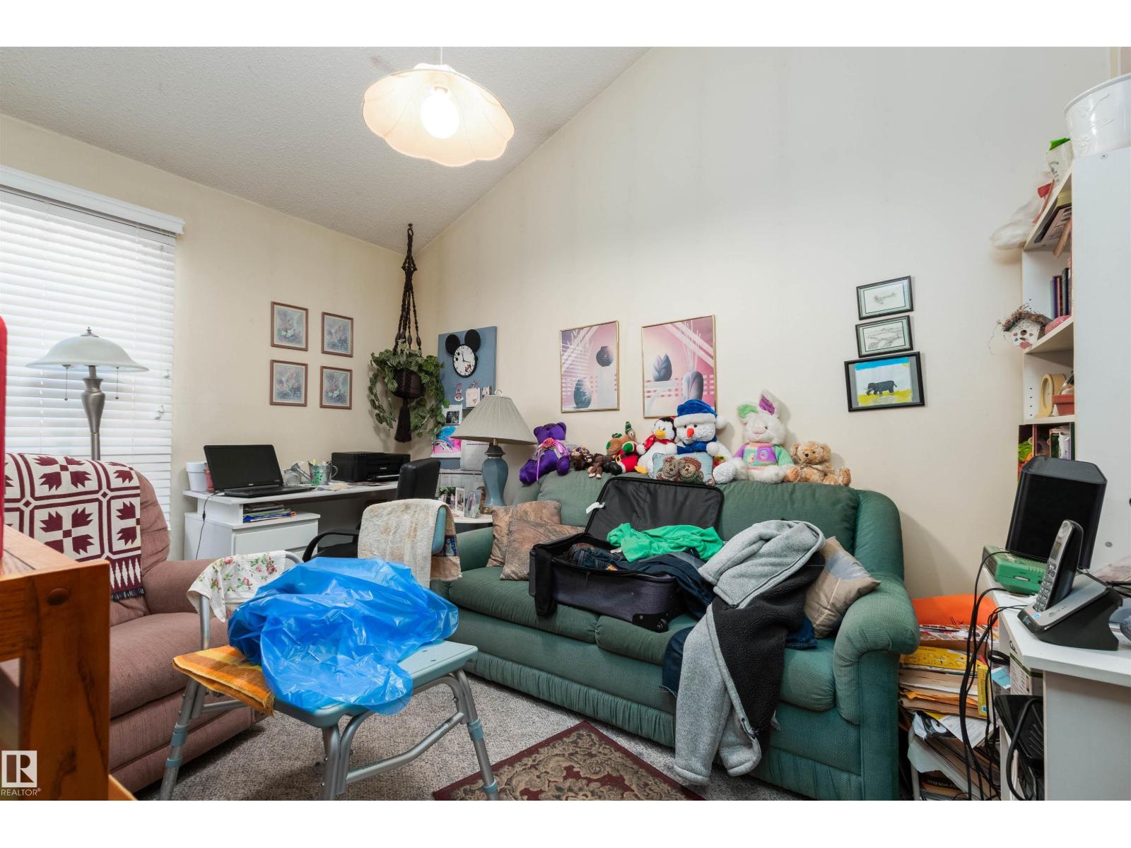 14208 21 ST NW, Edmonton