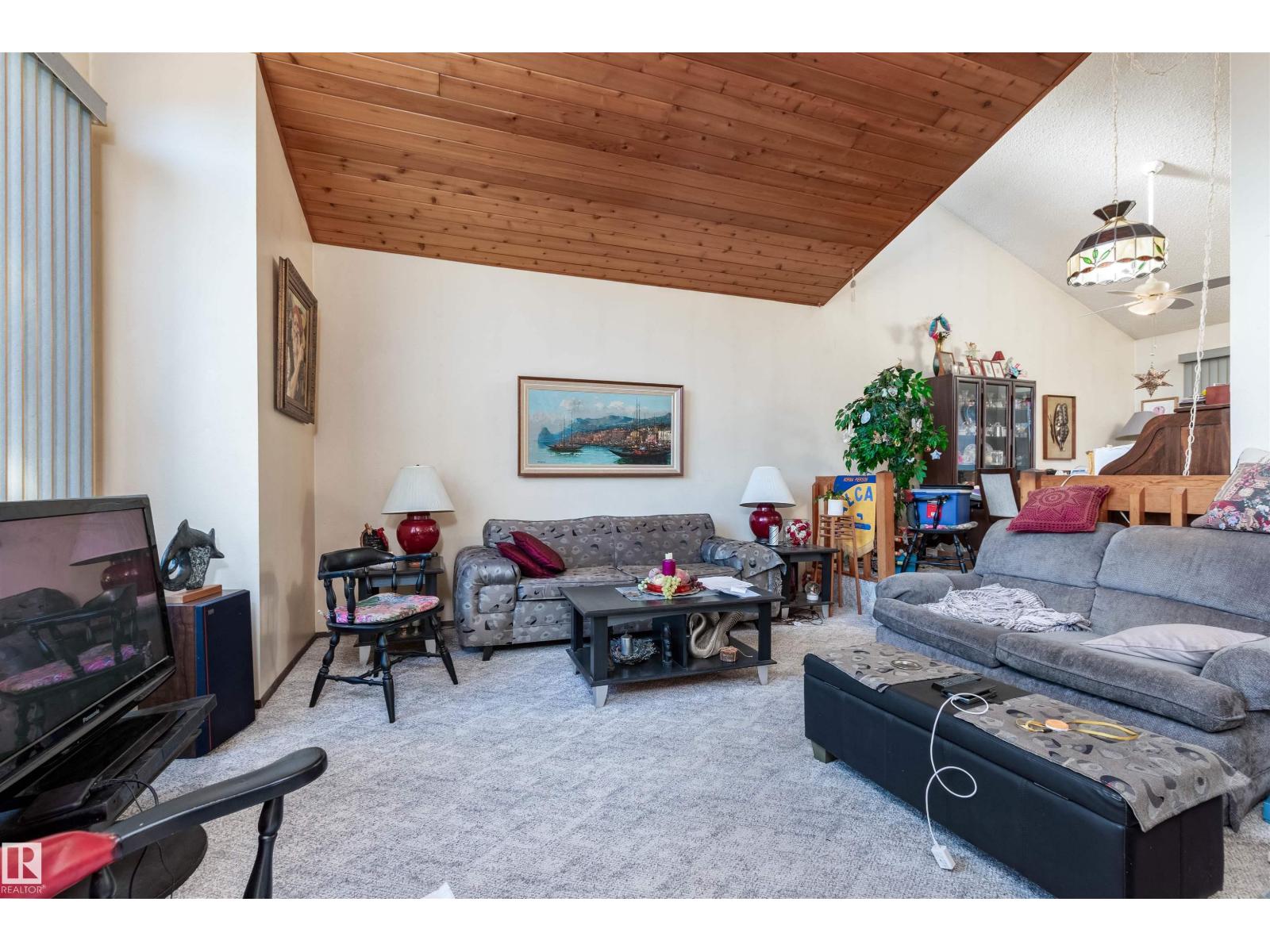 14208 21 ST NW, Edmonton