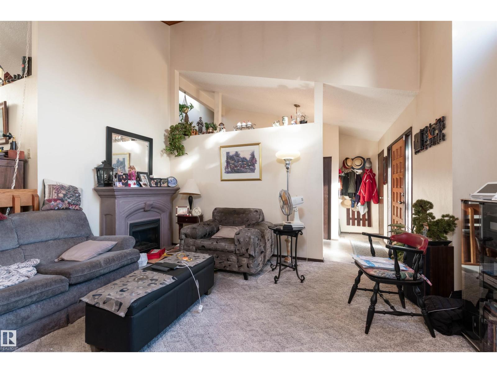 14208 21 ST NW, Edmonton