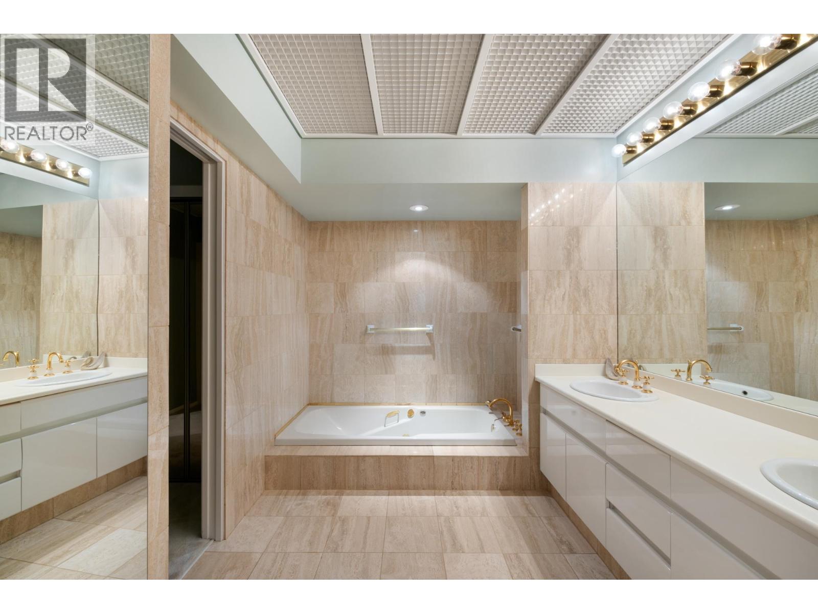 535 ENGLISH BLUFF Road, Delta