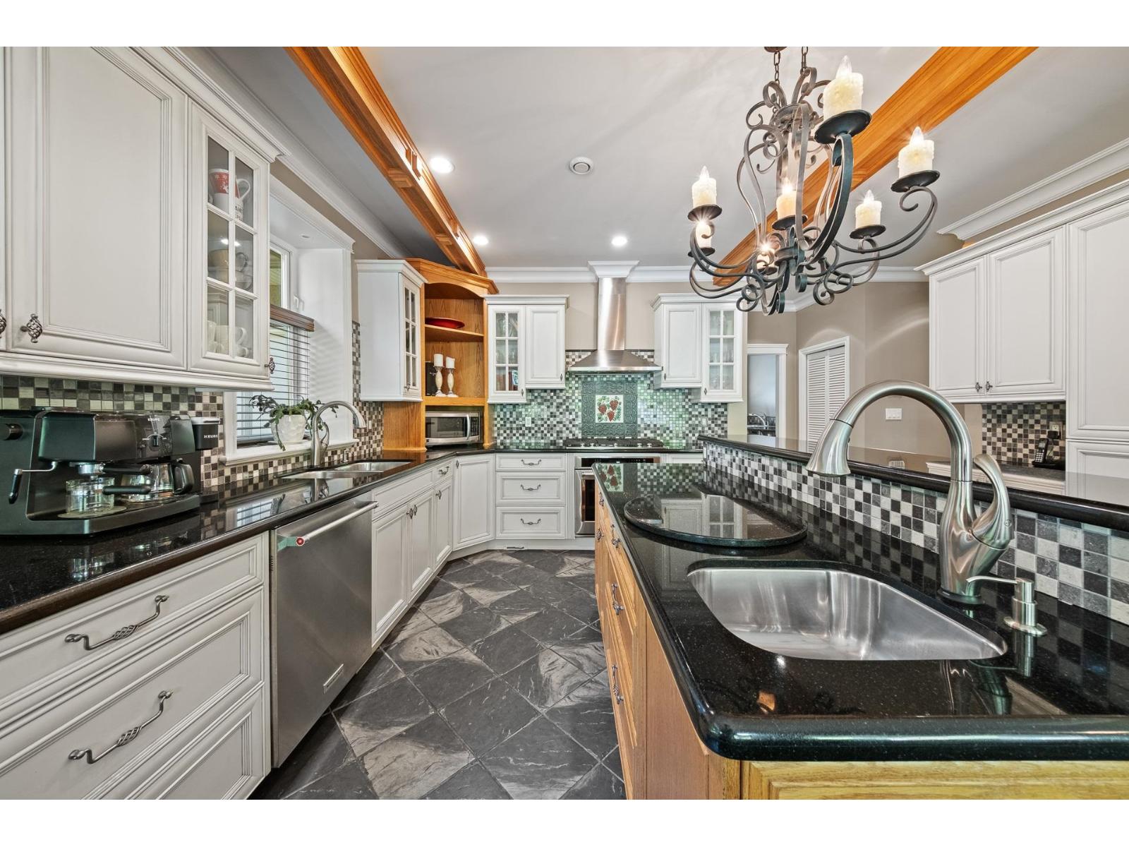 2372 132 STREET, Surrey