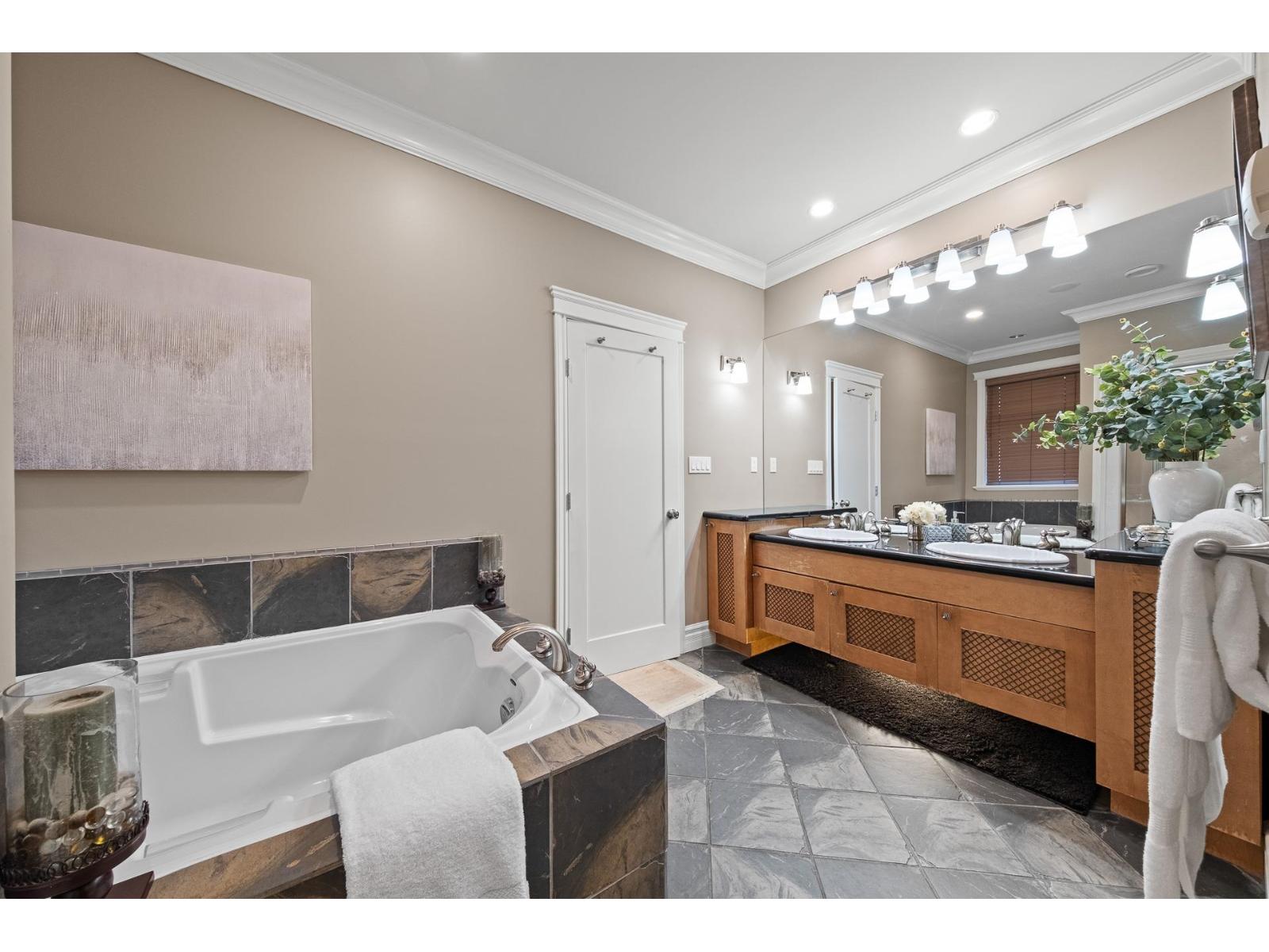 2372 132 STREET, Surrey