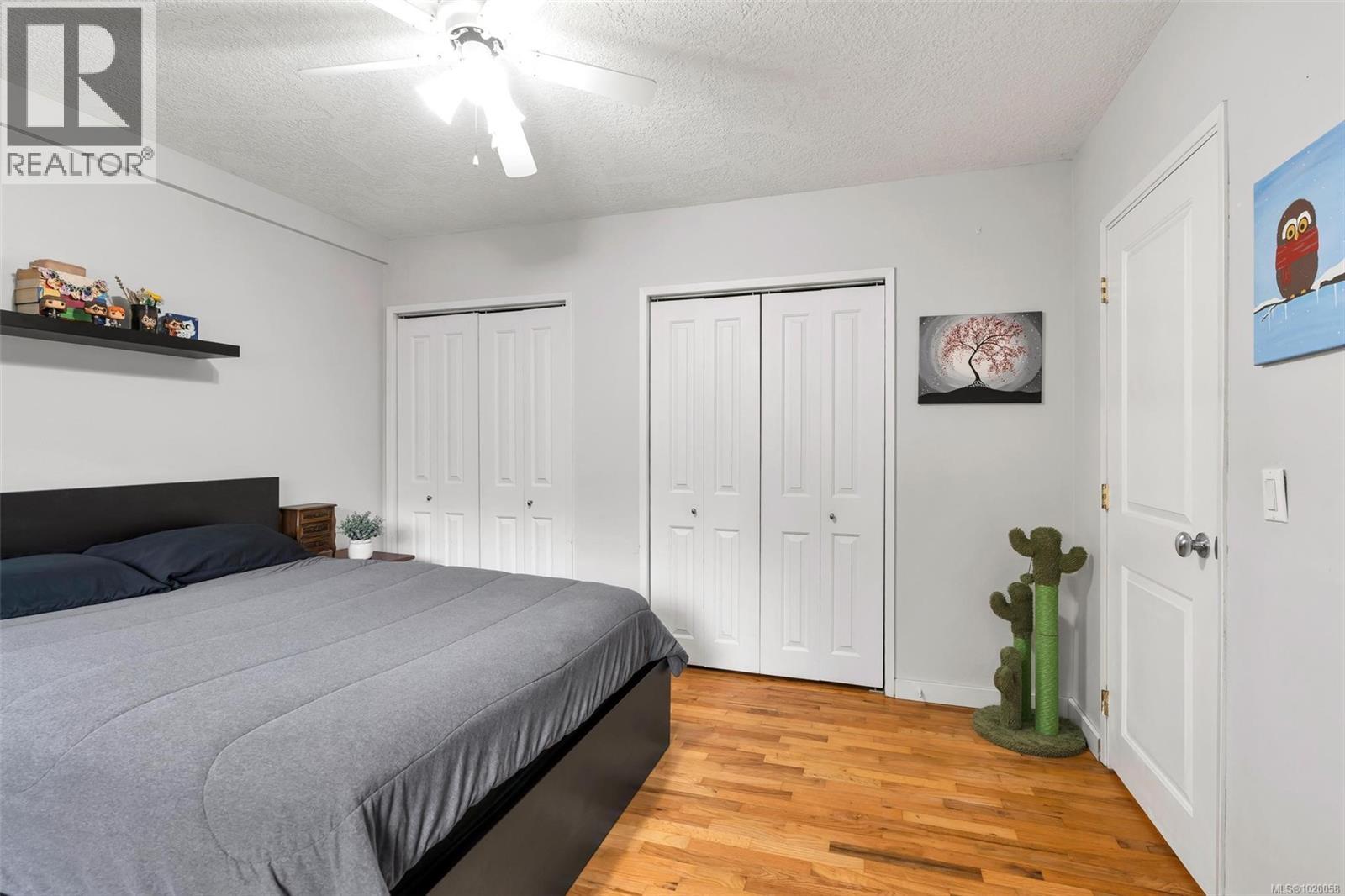 5839 Brier Ave, Duncan