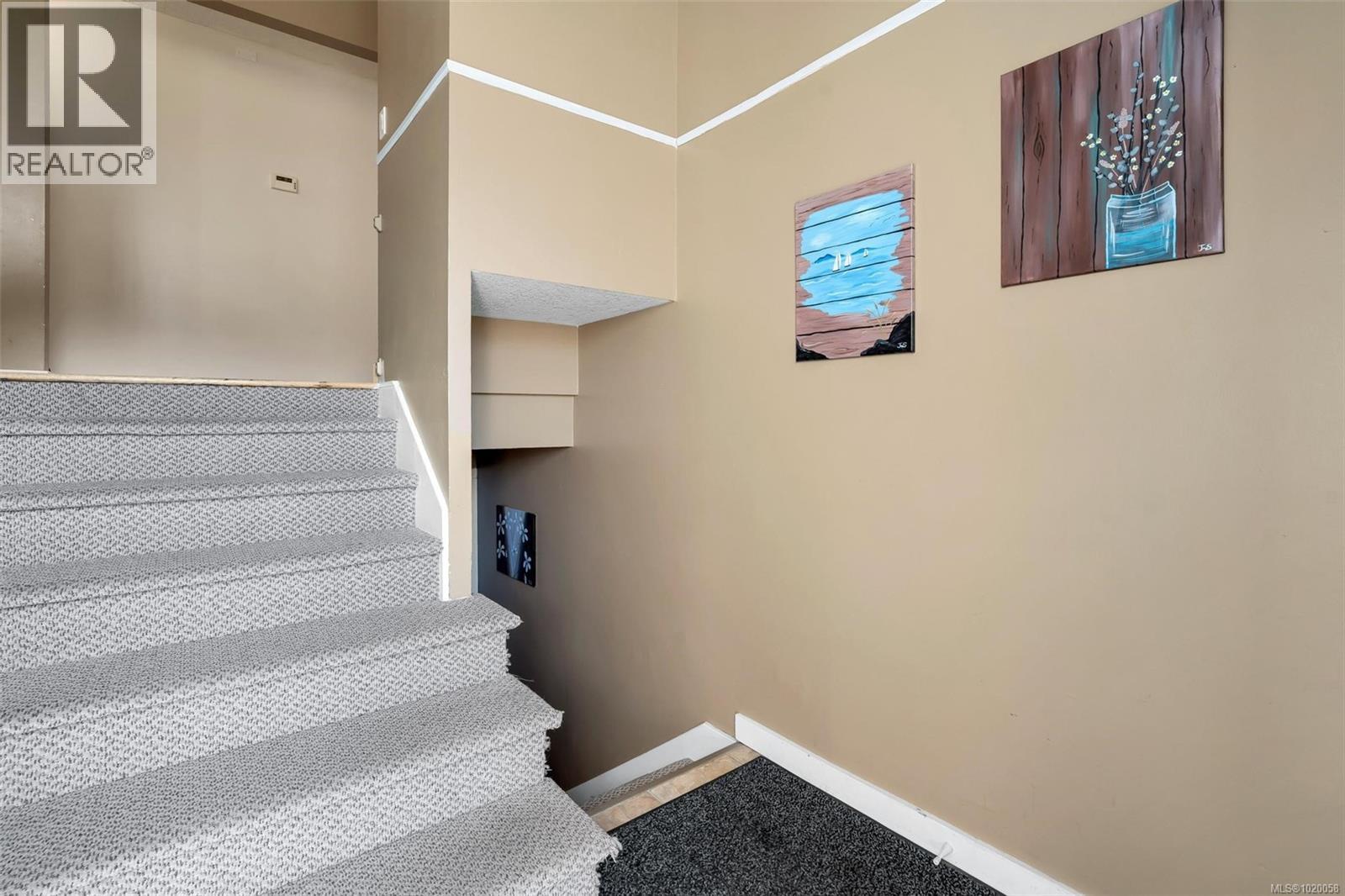 5839 Brier Ave, Duncan