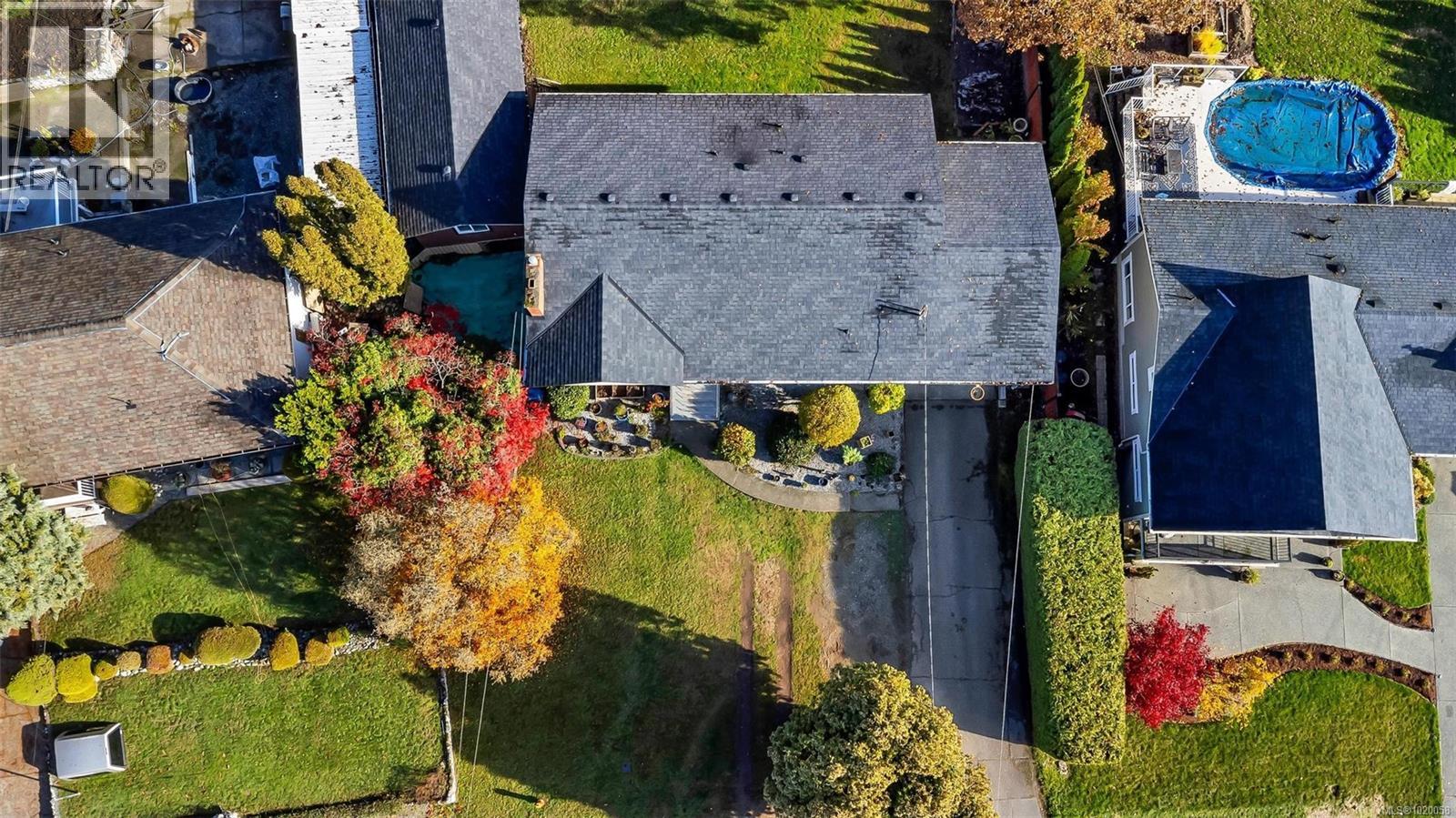 5839 Brier Ave, Duncan