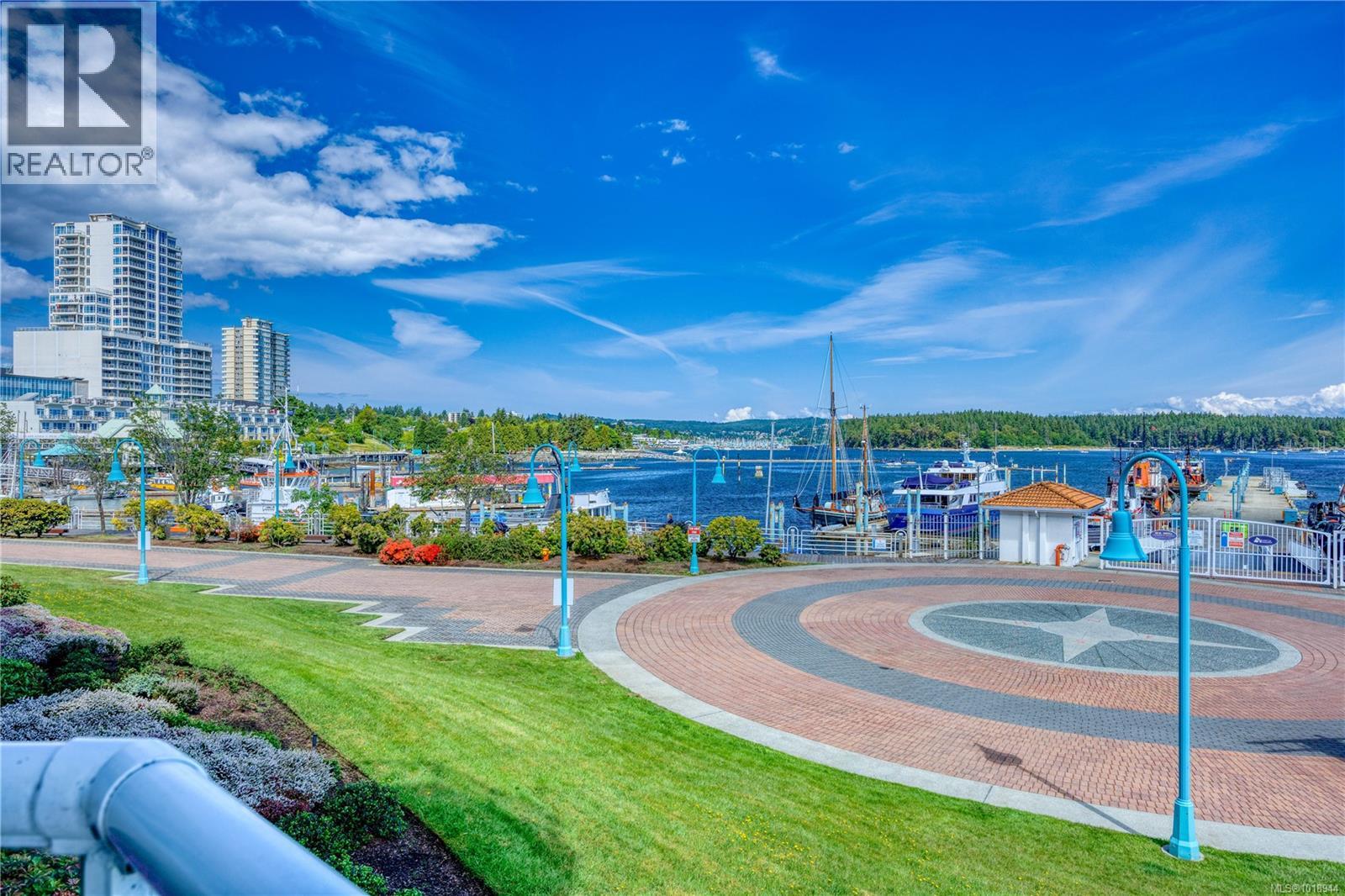 208 150 Promenade Dr, Nanaimo