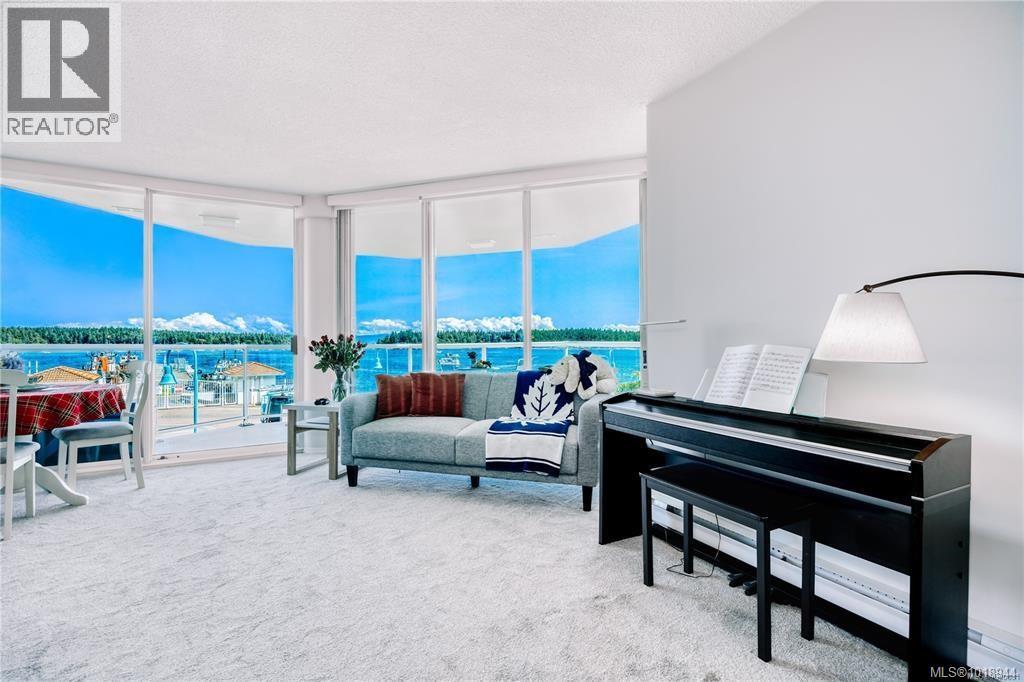 208 150 Promenade Dr, Nanaimo