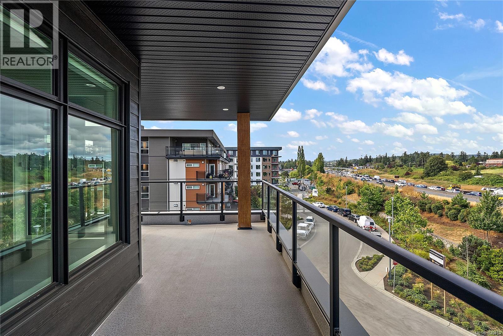 201 2520 Hackett Cres, Central Saanich