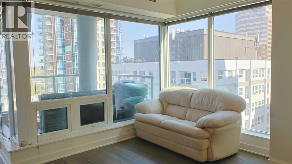 Single Family House for Sale in    Avenue SW Downtown Commercial Core Calgary 