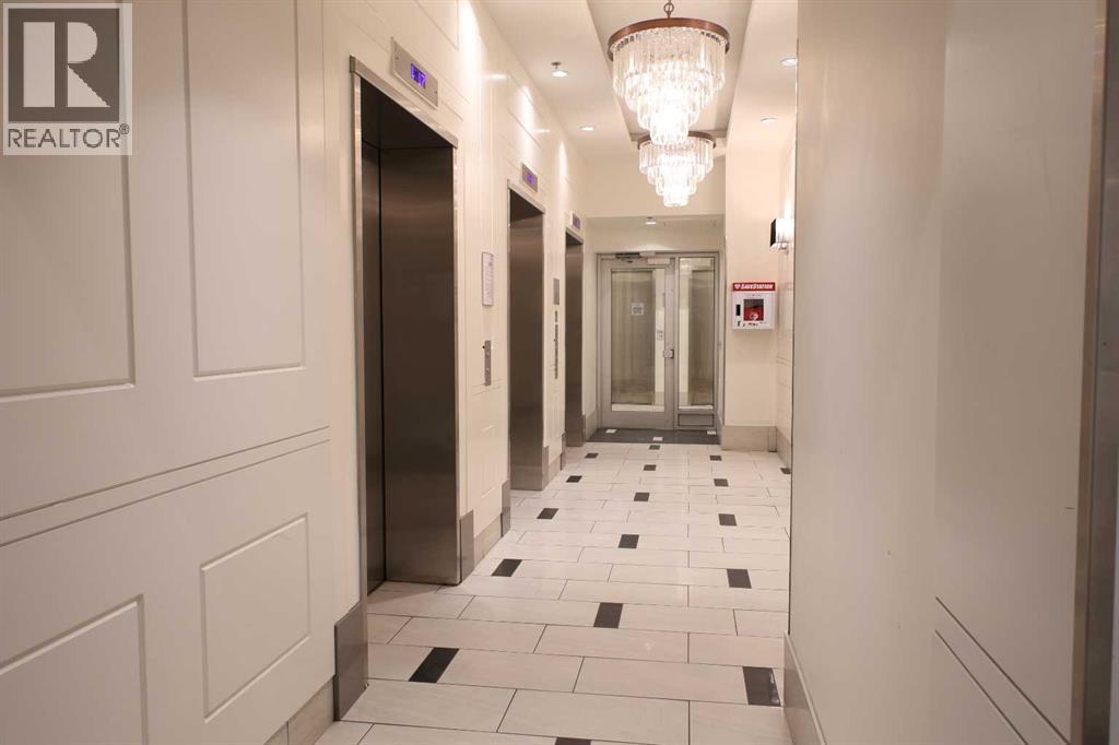 Single Family House for Sale in    Avenue SW Downtown Commercial Core Calgary 