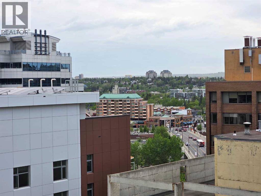 Single Family House for Sale in    Avenue SW Downtown Commercial Core Calgary 