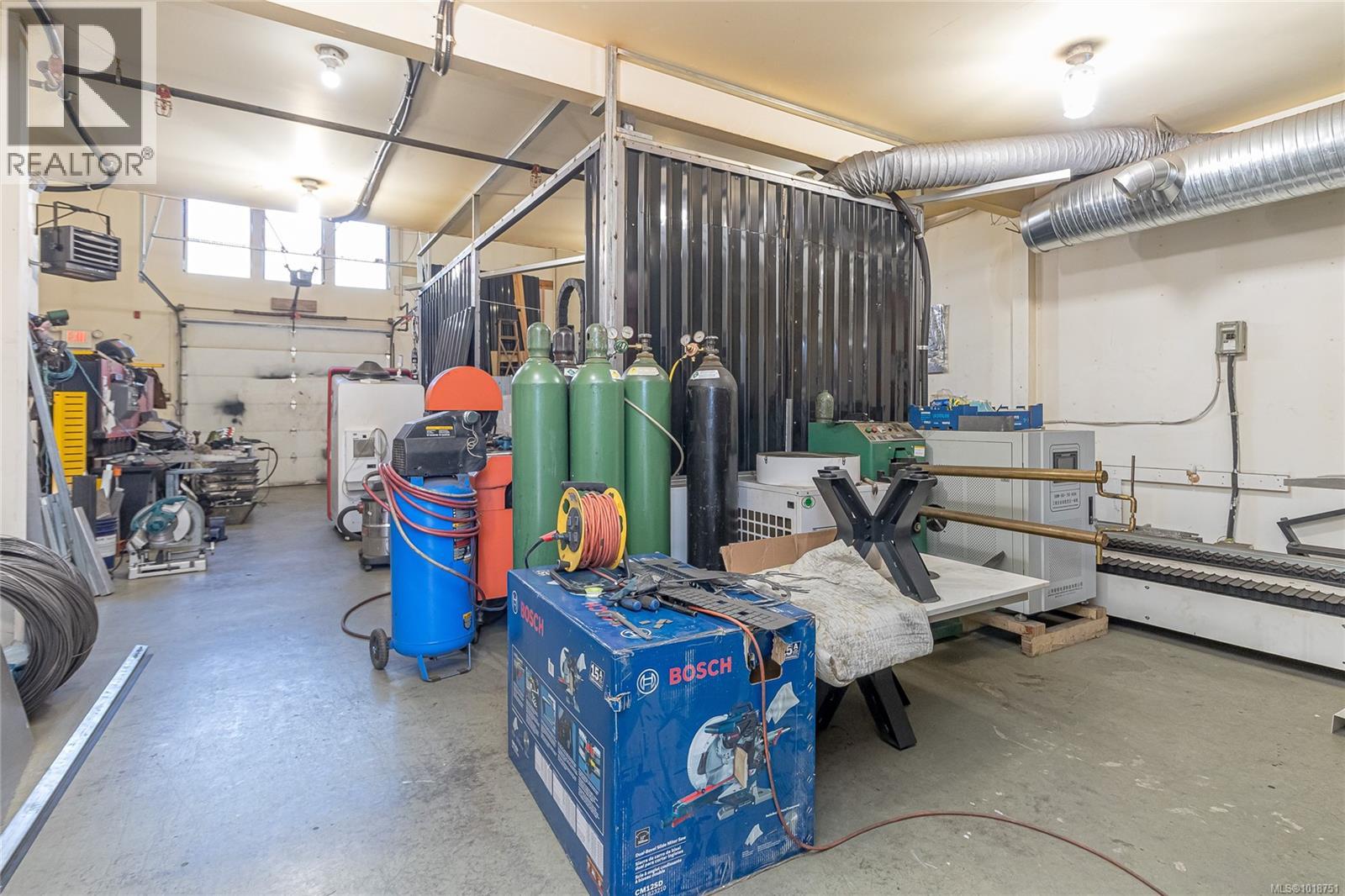 103 1930 Island Diesel Way, Nanaimo