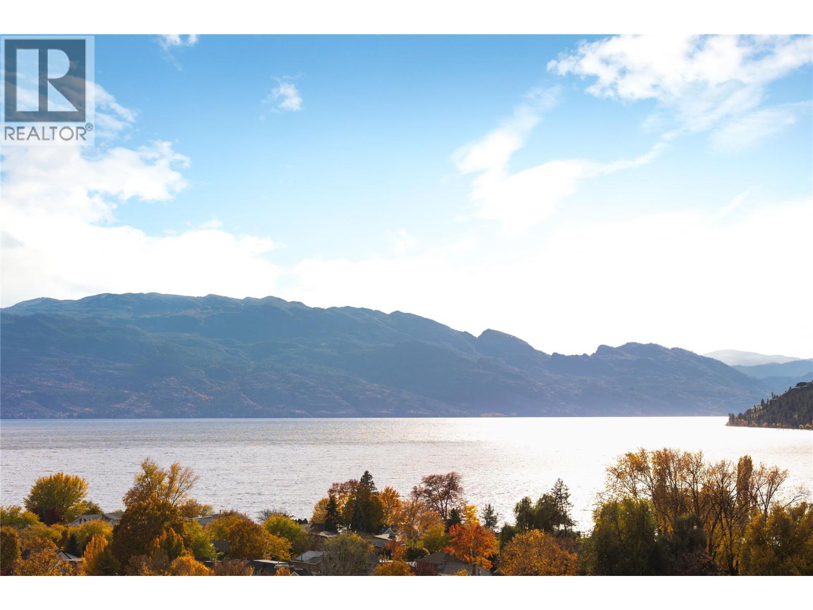 1206 1626 Water Street, Kelowna