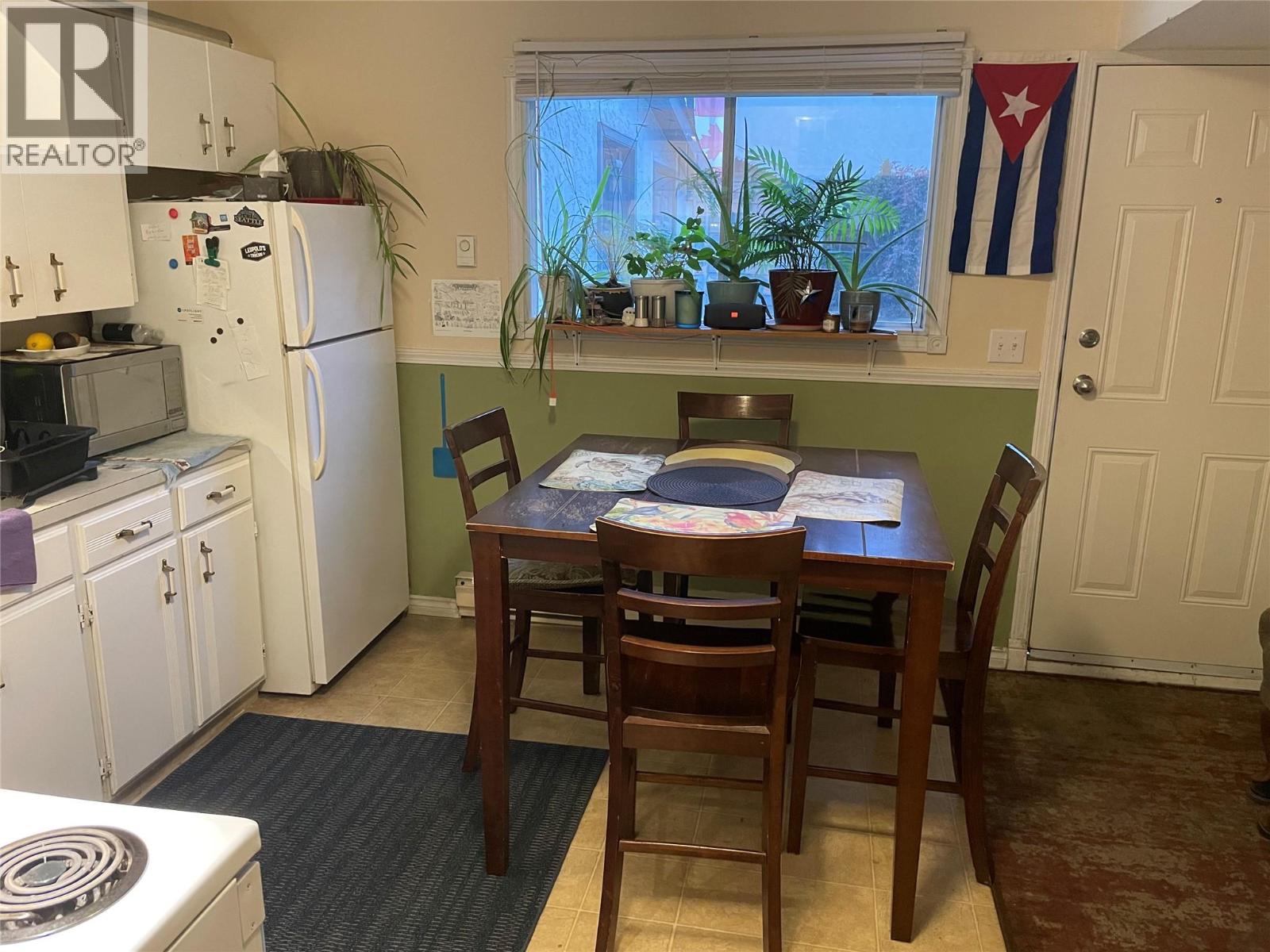  1175-1179 Raymer Avenue, Kelowna