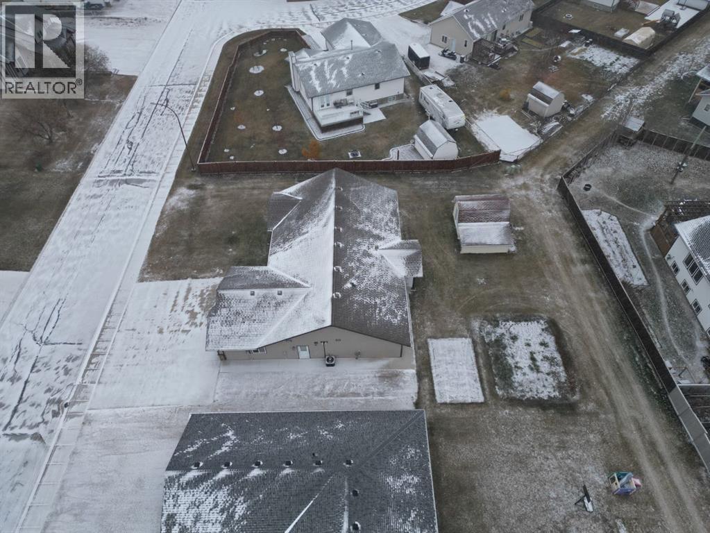 9005 Forest ST - Photo 5 of 34, La Crete, Alberta