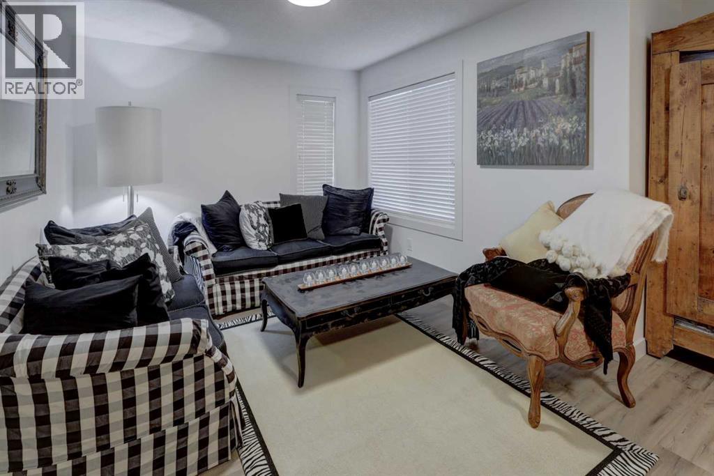 Single Family House for Sale in  Royal Crest Point NW Royal Oak Calgary 