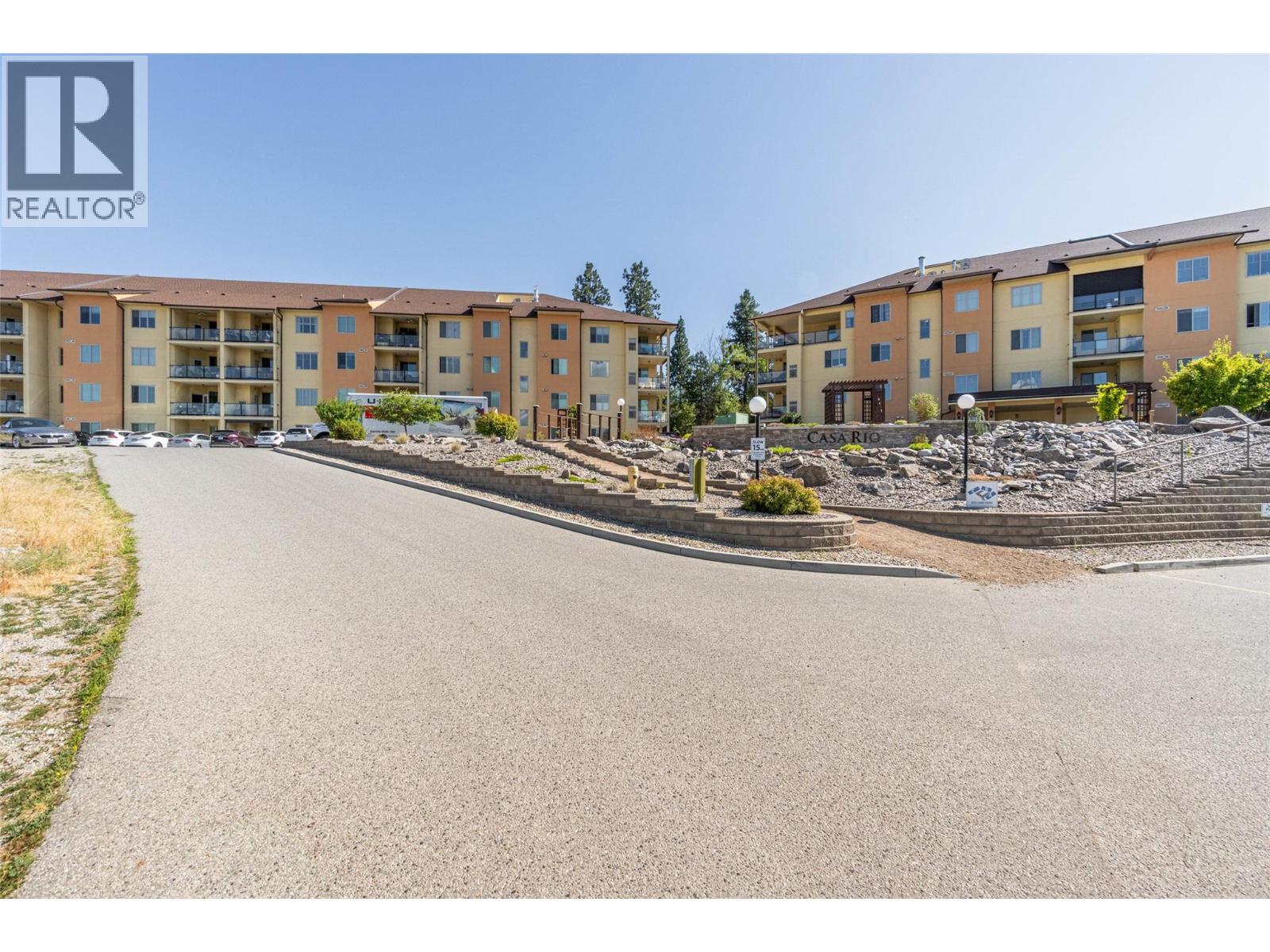 921 SPILLWAY Road Unit# 212C, Oliver