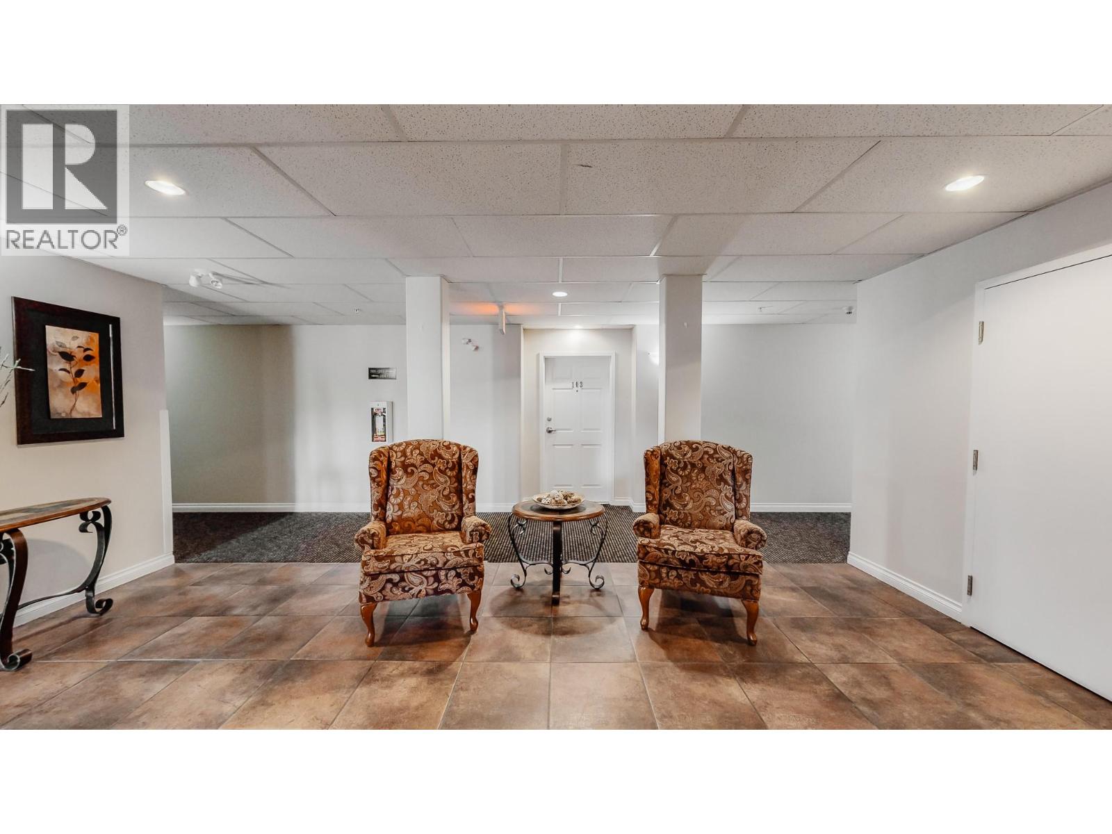 921 SPILLWAY Road Unit# 212C, Oliver