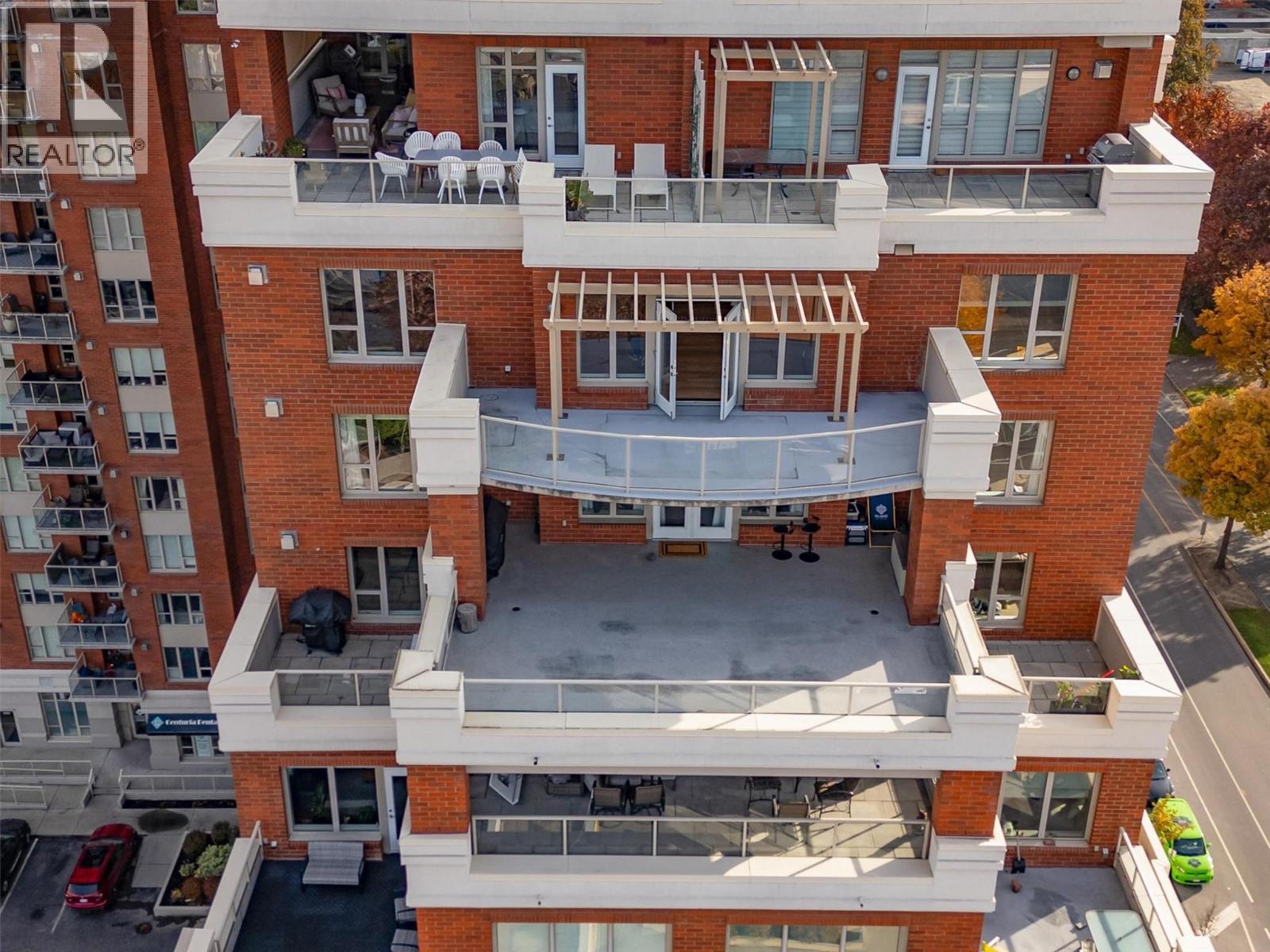 1209 1160 Bernard Avenue, Kelowna