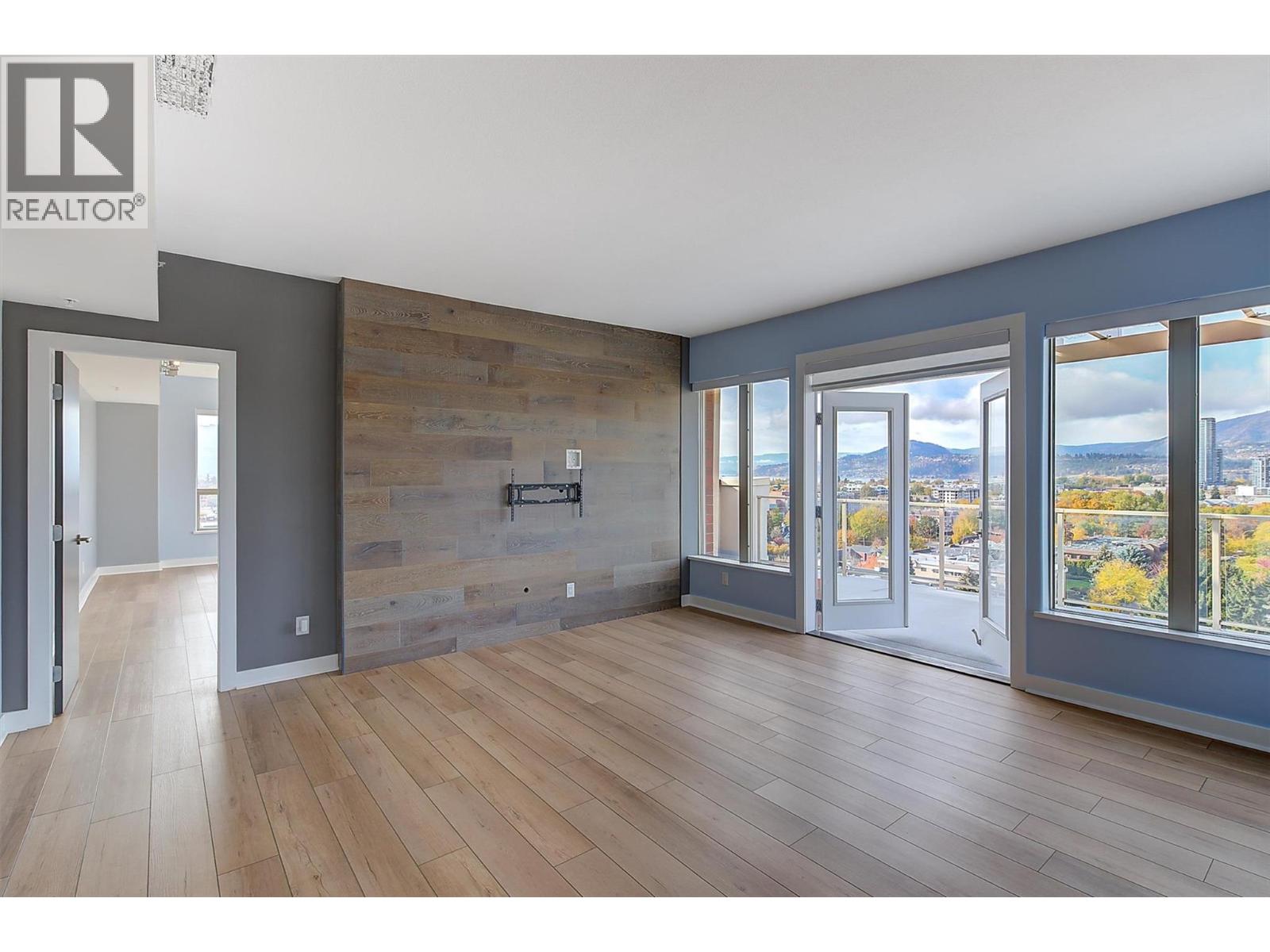 1209 1160 Bernard Avenue, Kelowna