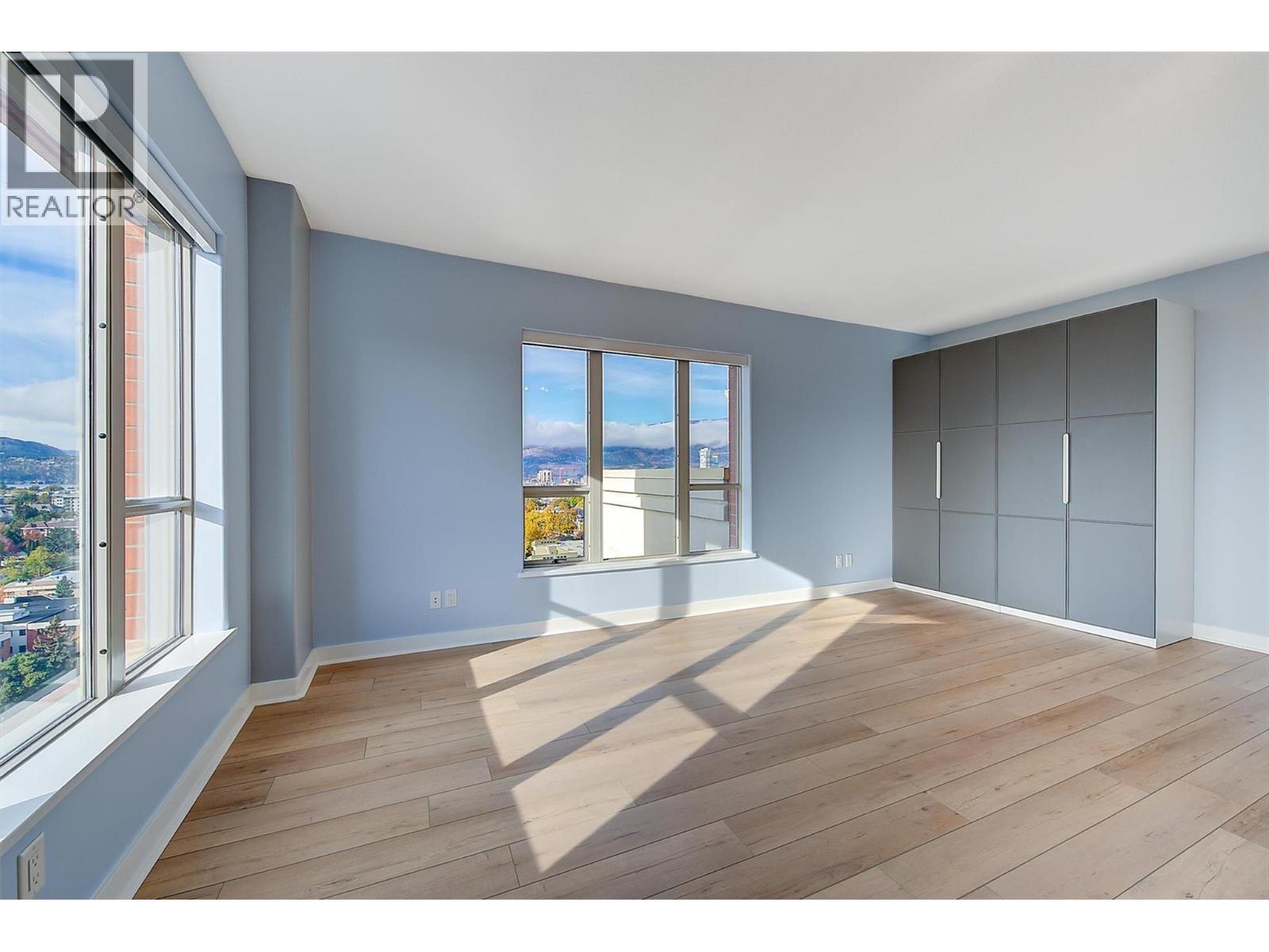 1209 1160 Bernard Avenue, Kelowna